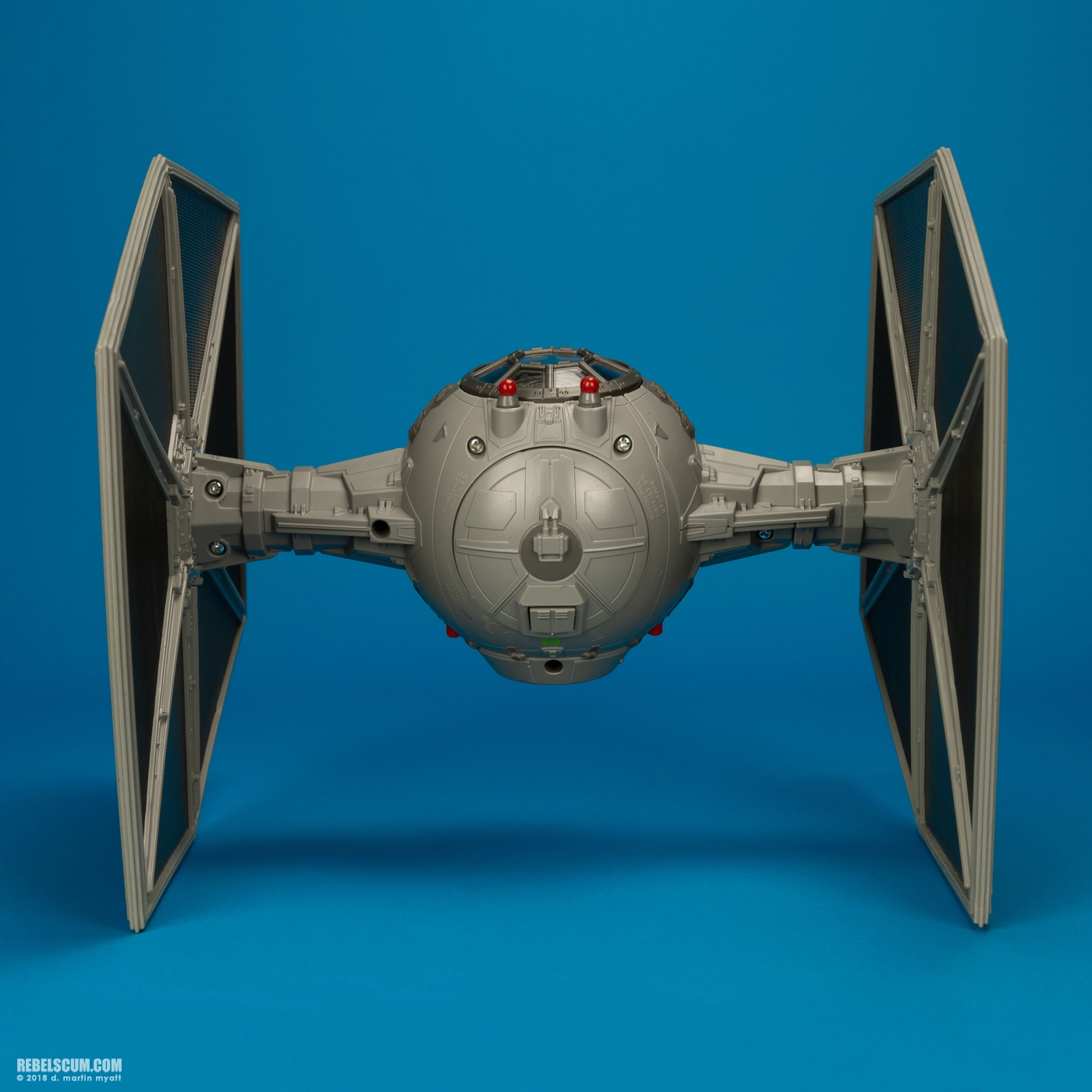 TIE-Fighter-Solo-Star-Wars-Universe-Hasbro-012.jpg