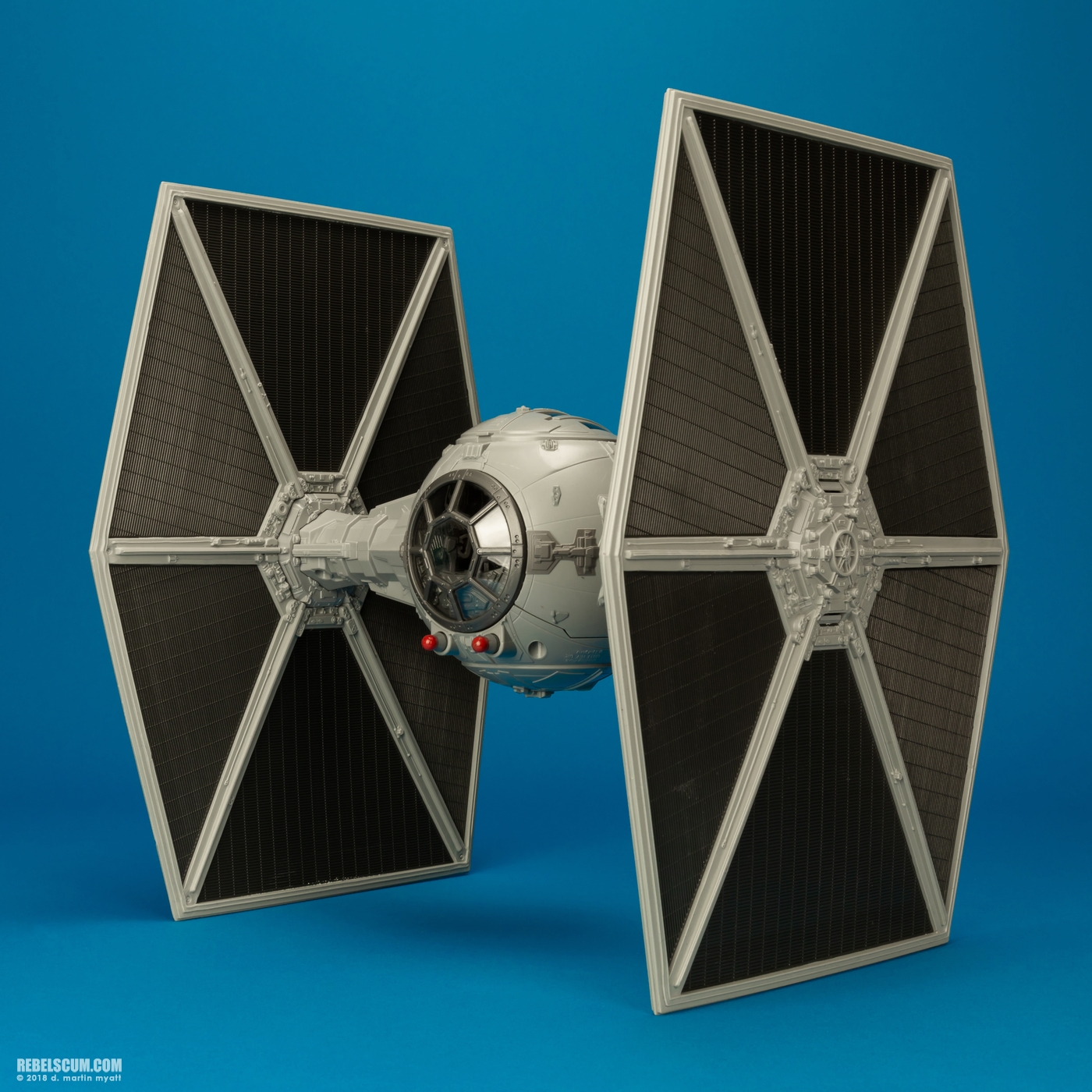 TIE-Fighter-Solo-Star-Wars-Universe-Hasbro-013.jpg