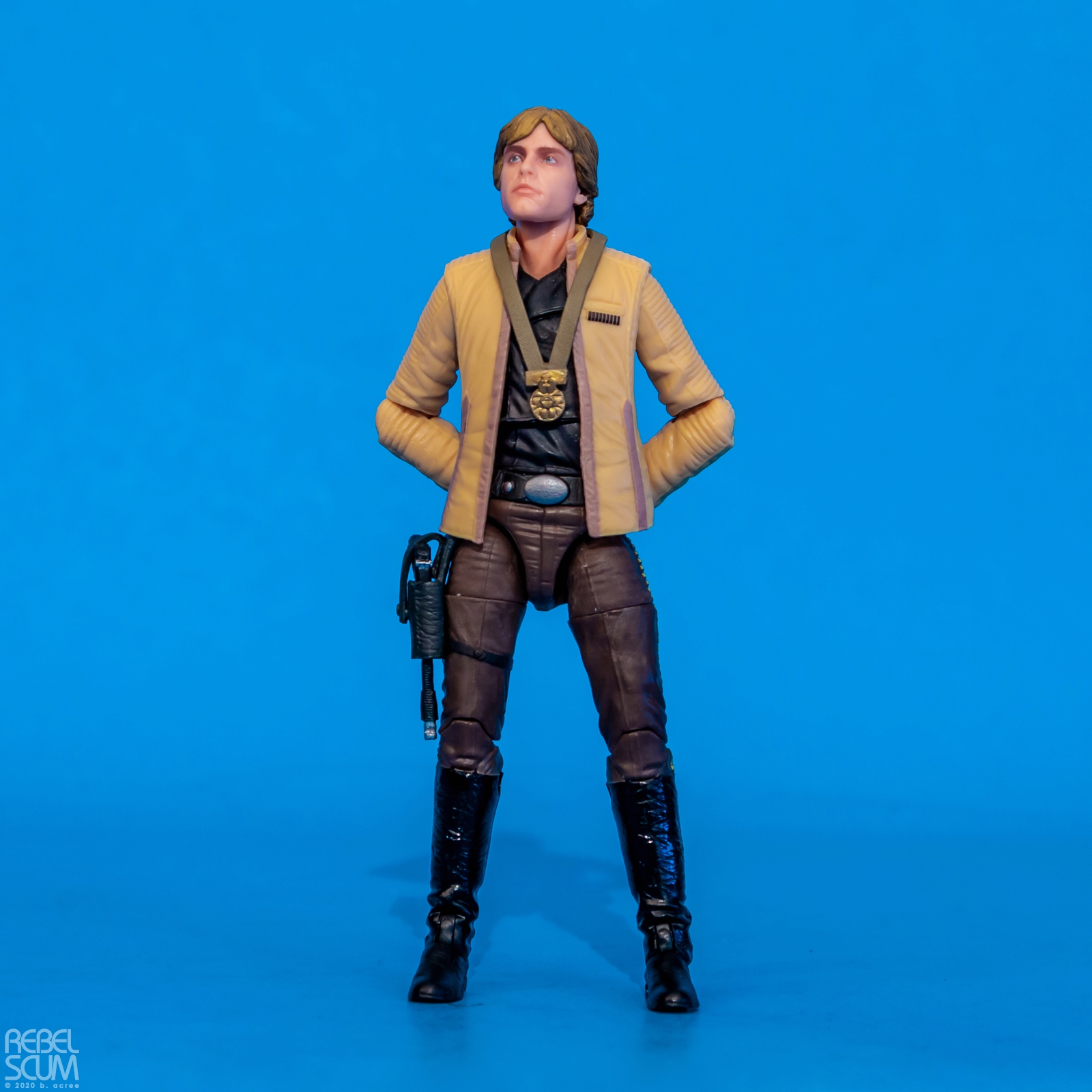 The-Black-Series-100-Luke-Skywalker-007.jpg