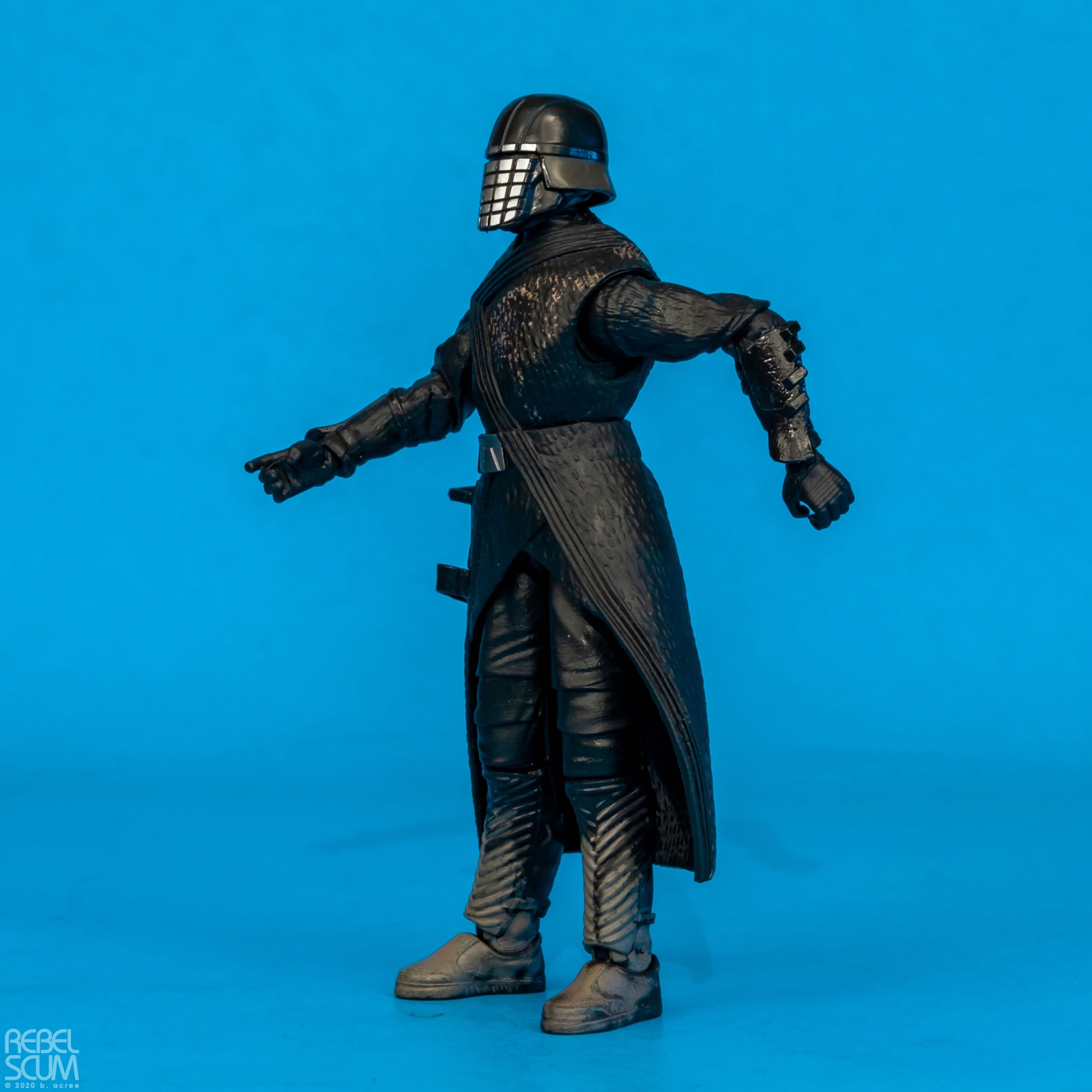 The-Black-Series-105-Knight-of-Ren-003.jpg