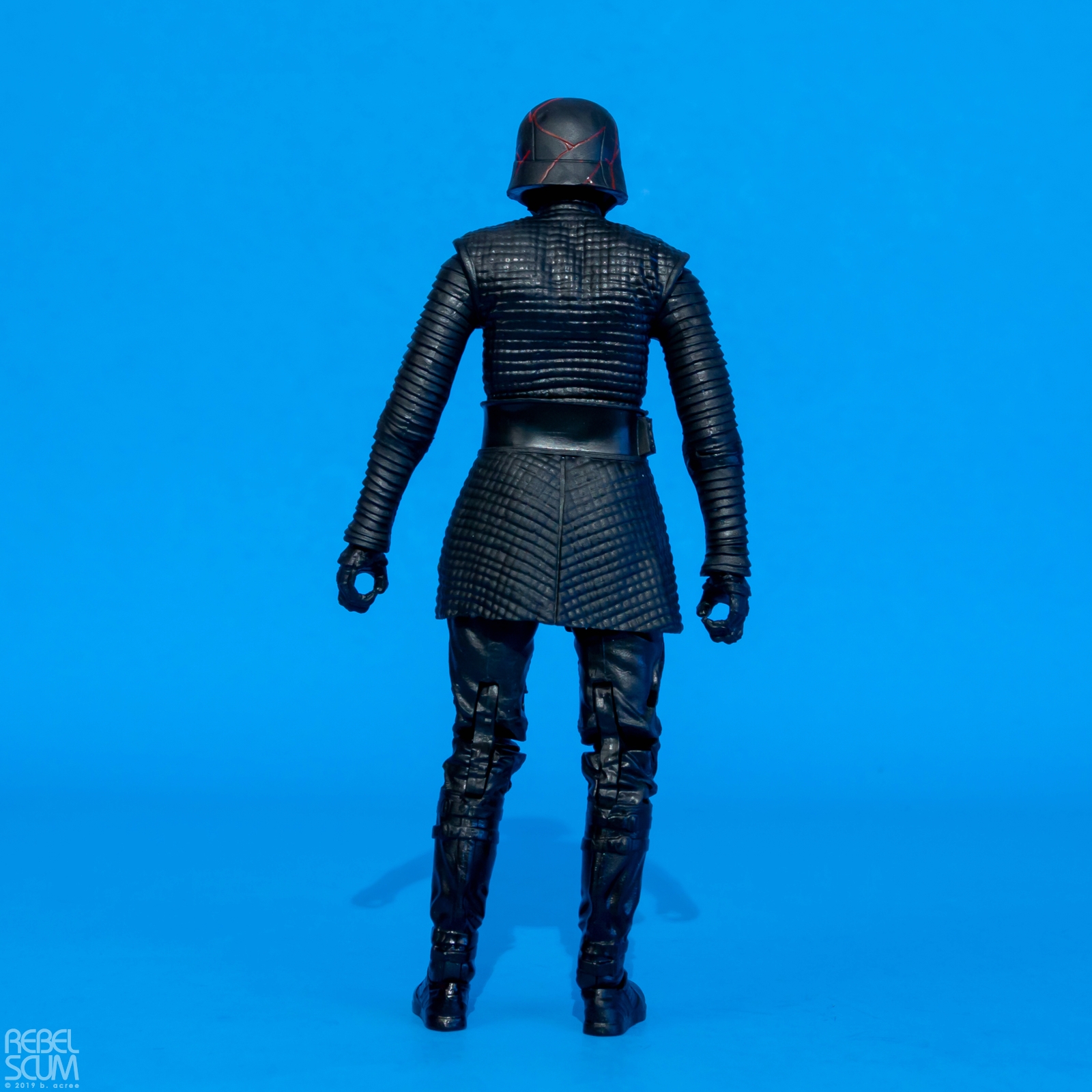 the-black-series-kylo-ren-002.jpg