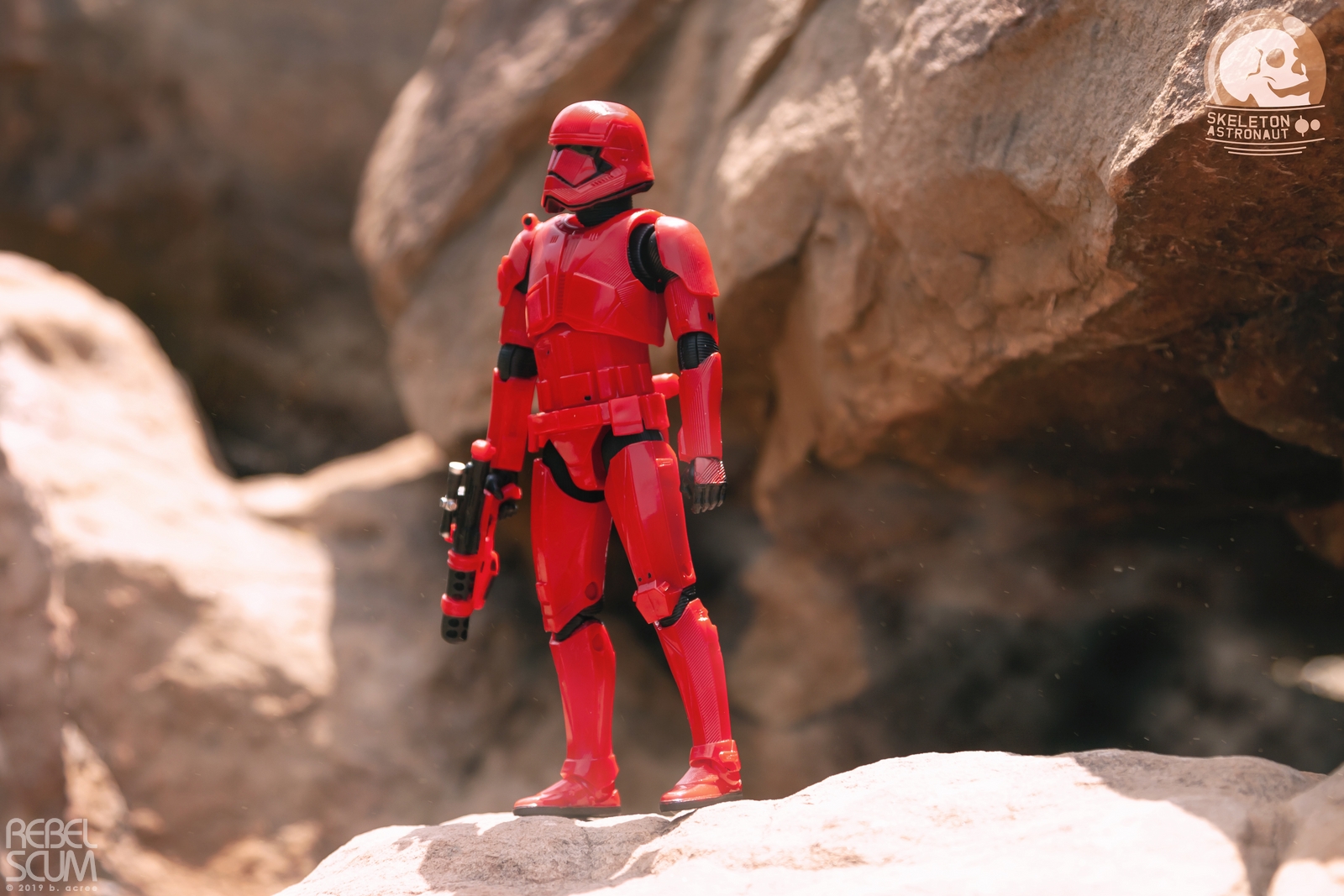 The-Black-Series-Sith-Trooper-011.jpg