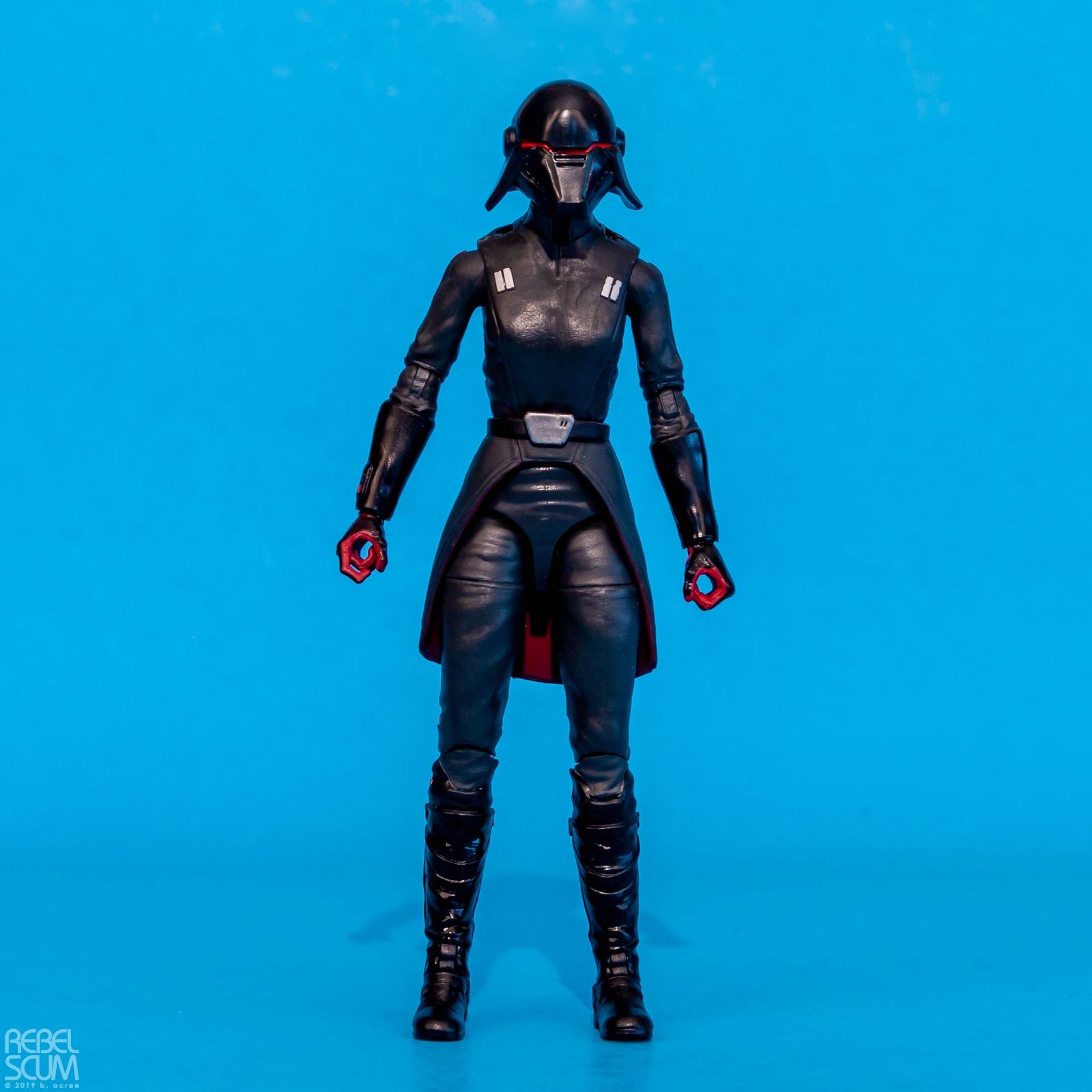 The-Black-Series-95-Second-Sister-Inquisitor-001.jpg