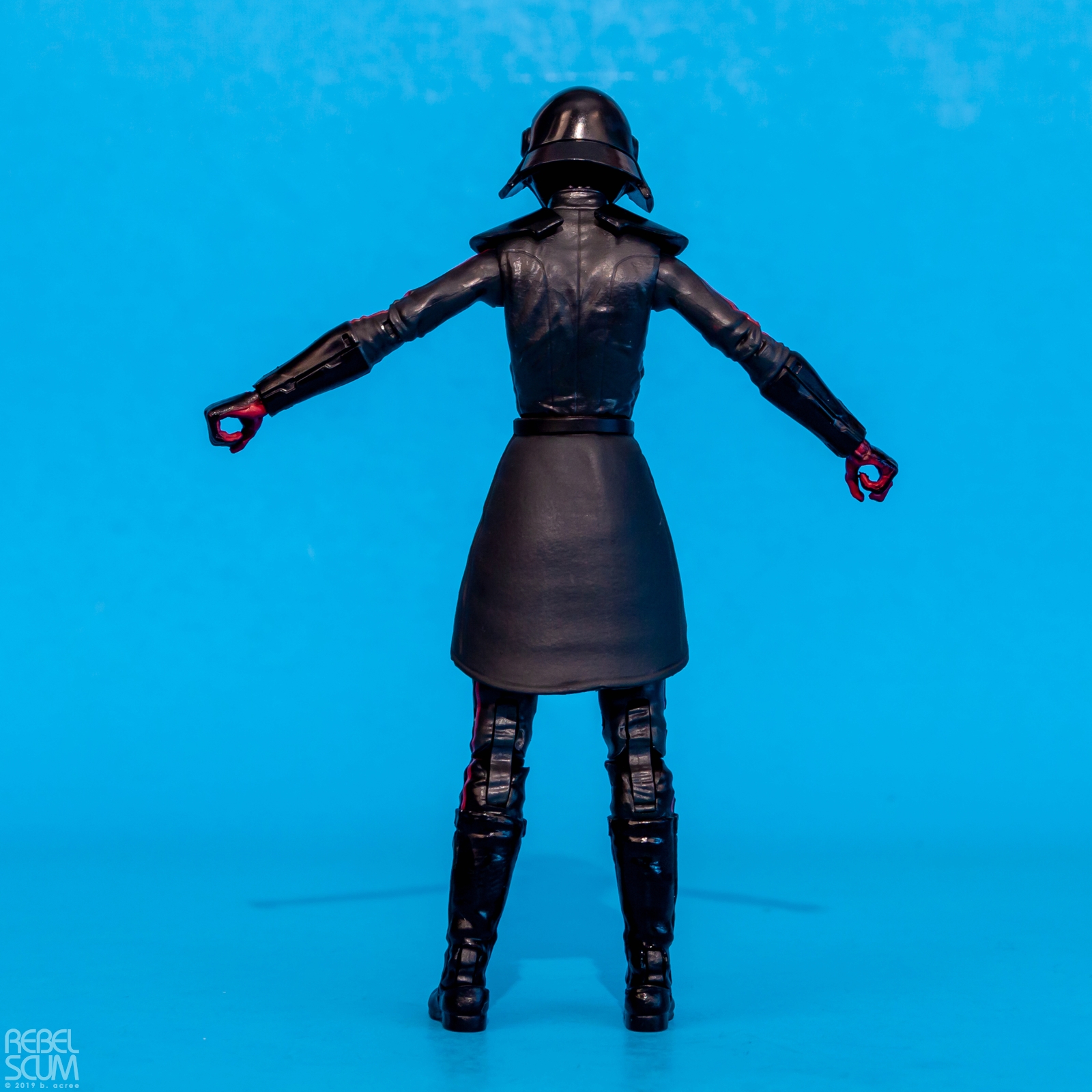 The-Black-Series-95-Second-Sister-Inquisitor-008.jpg