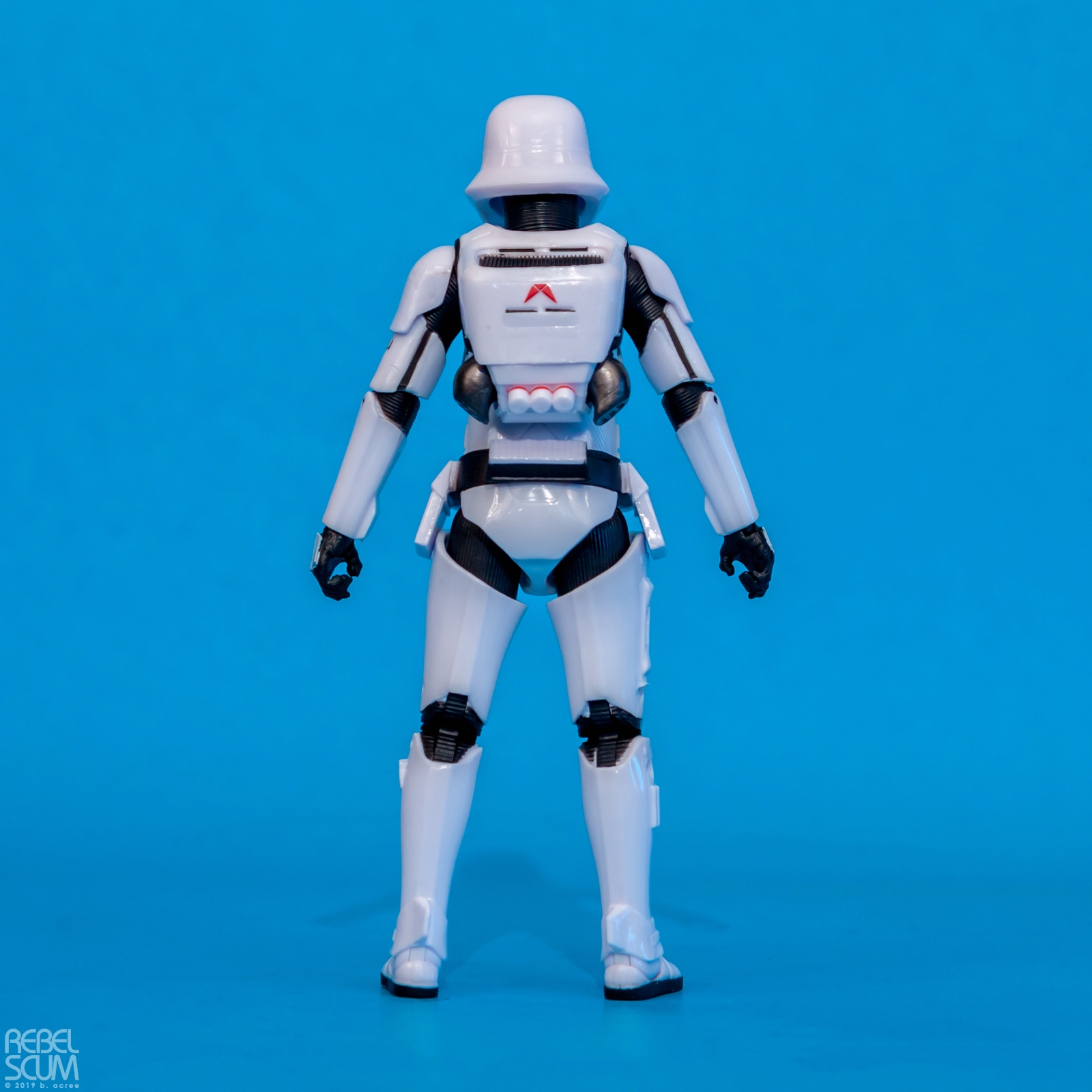 The-Black-Series-99-Jet-Trooper-E4080-E4071-002.jpg