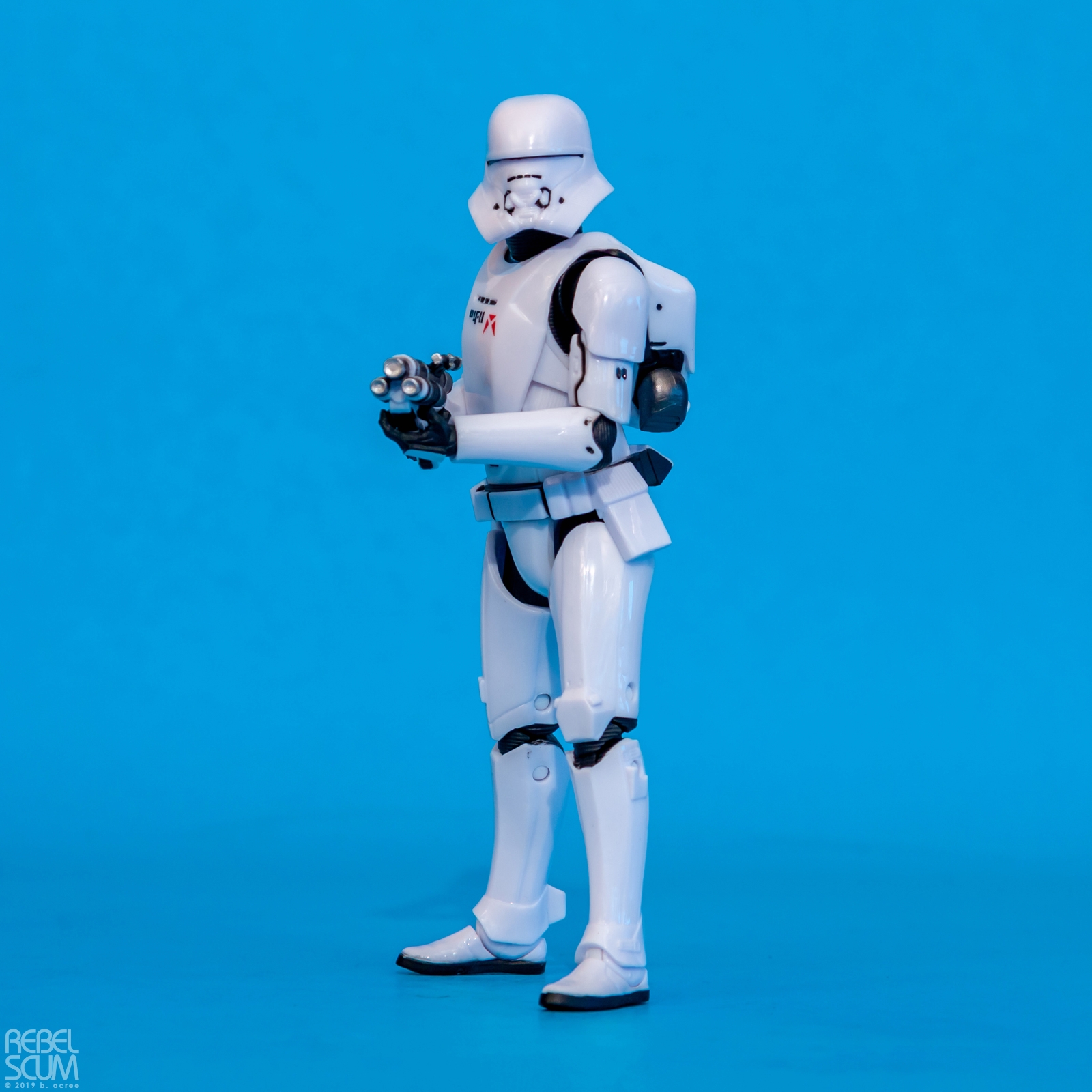 The-Black-Series-99-Jet-Trooper-E4080-E4071-005.jpg