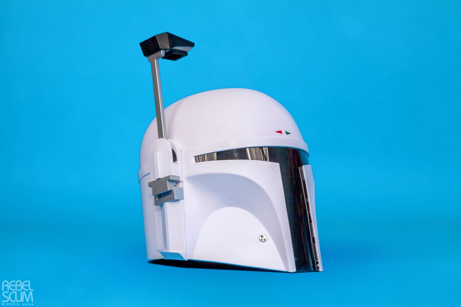 The-Black-Series-Prototype-Boba-Fett-Helmet-011.jpg