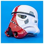 The-Black-Series-Incinerator-Stormtrooper-Electronic-Helmet-002.jpg