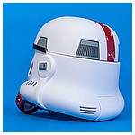 The-Black-Series-Incinerator-Stormtrooper-Electronic-Helmet-004.jpg