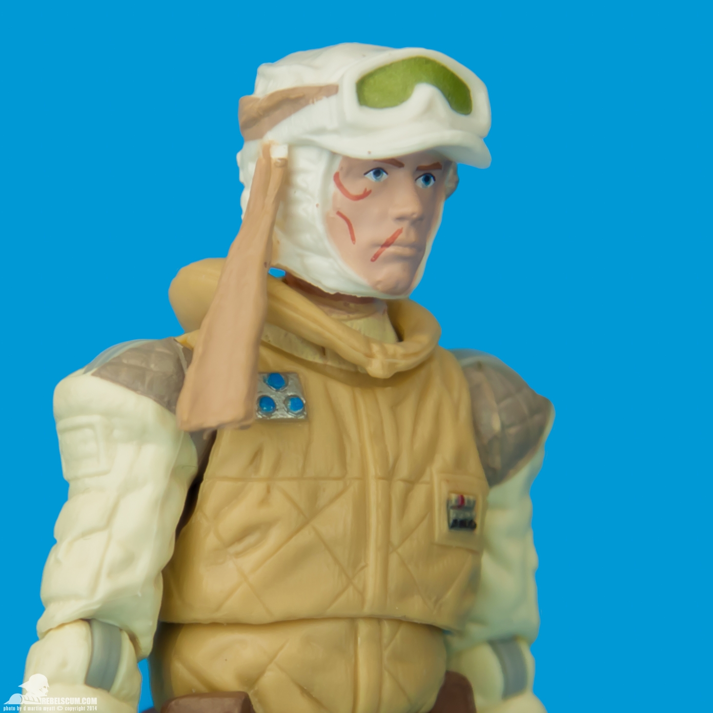 The-Black-Series-Blue-02-Luke-Skywalker-A5077A8056-Star-Wars-006.jpg