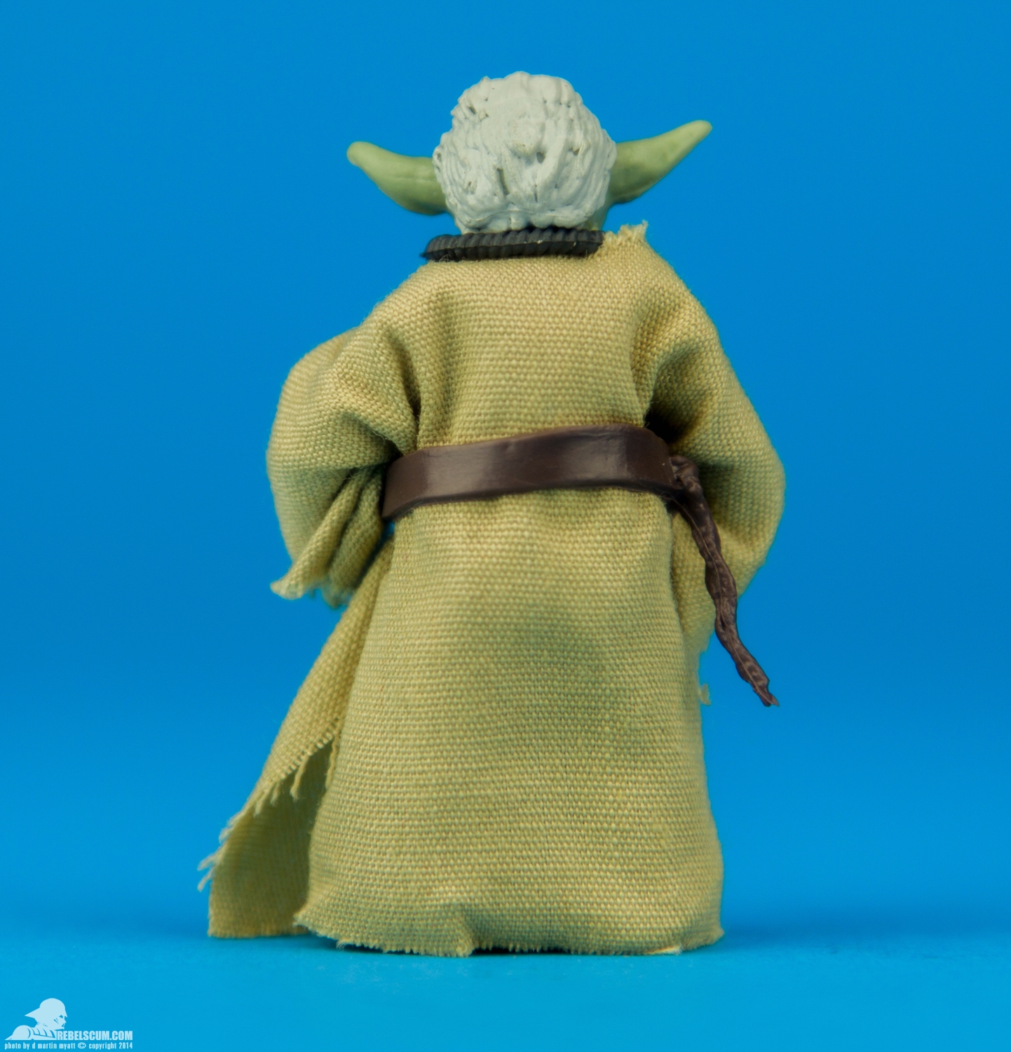 The-Black-Series-Blue-06-Yoda-A5077-A5632-Star-Wars-008.jpg