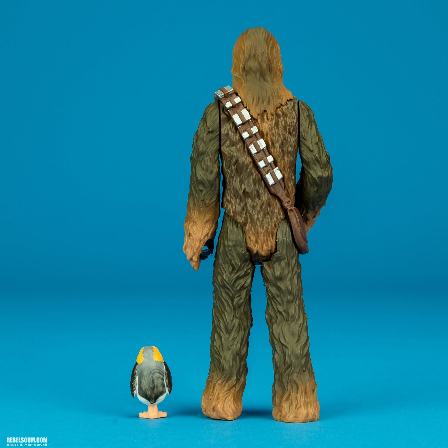 The-Last-Jedi-Star-Wars-Universe-Chewbacca-Porg-004.jpg