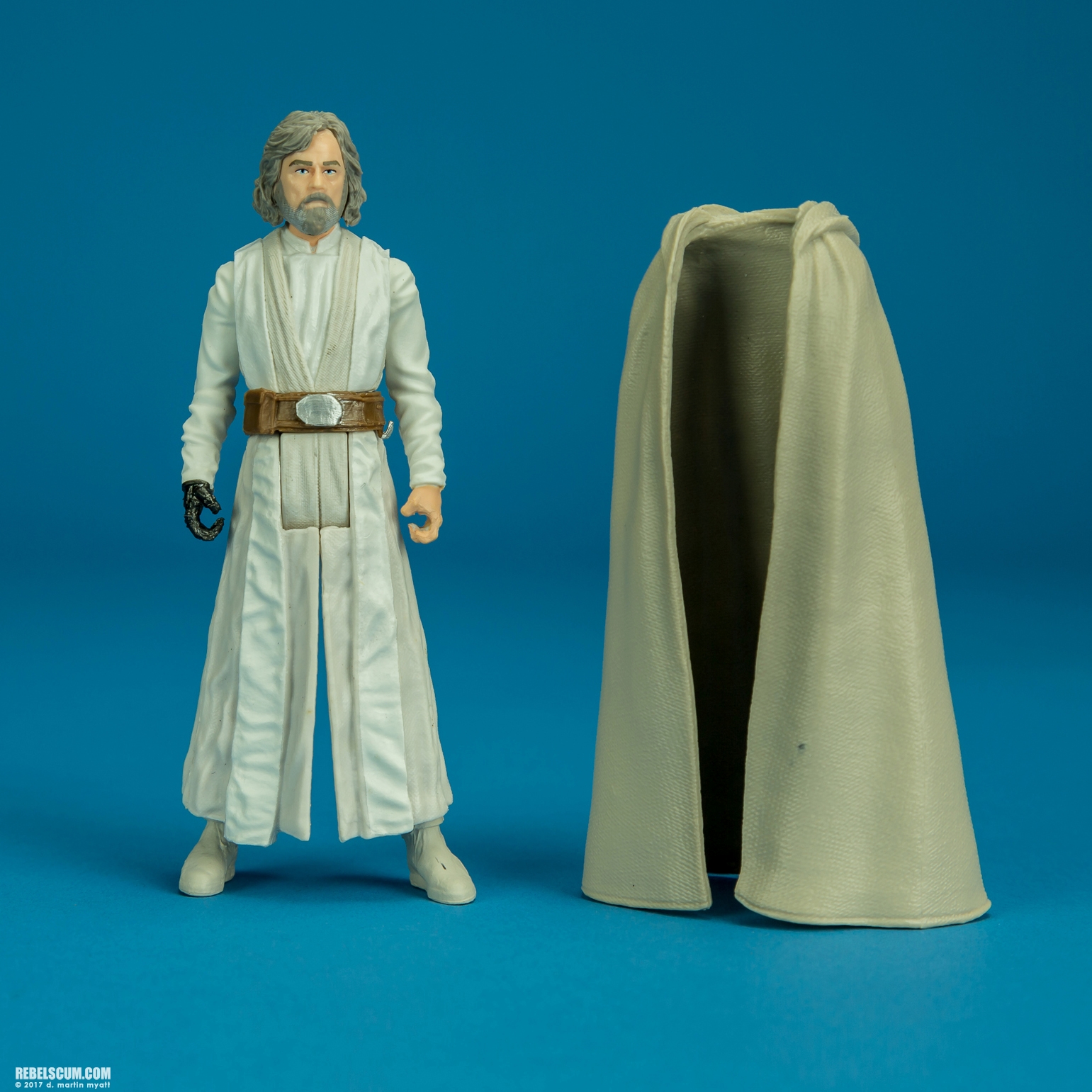 The-Last-Jedi-Star-Wars-Universe-Luke-Skywalker-Hasbro-009.jpg