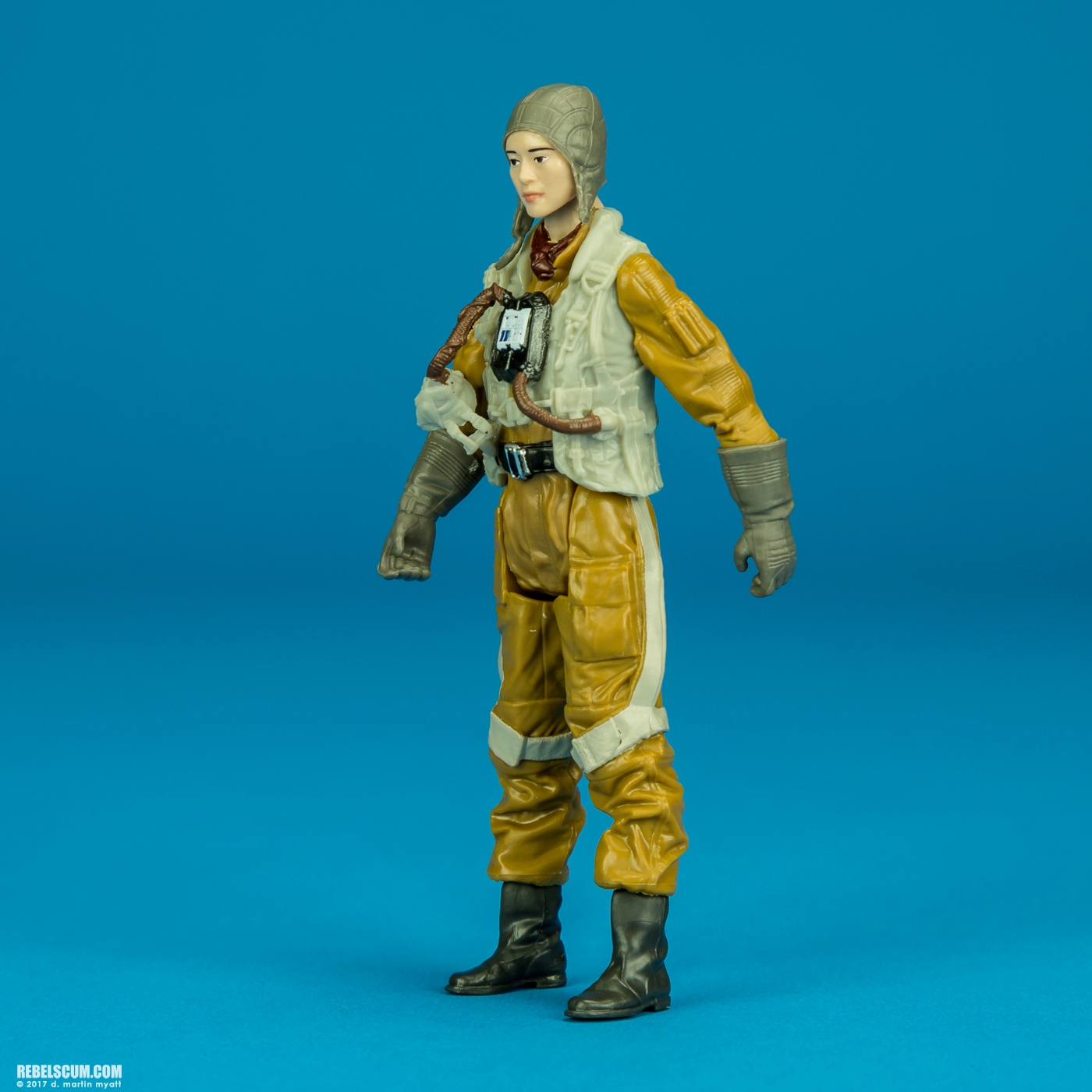 The-Last-Jedi-Star-Wars-Universe-Resistance-Gunner-Paige-003.jpg