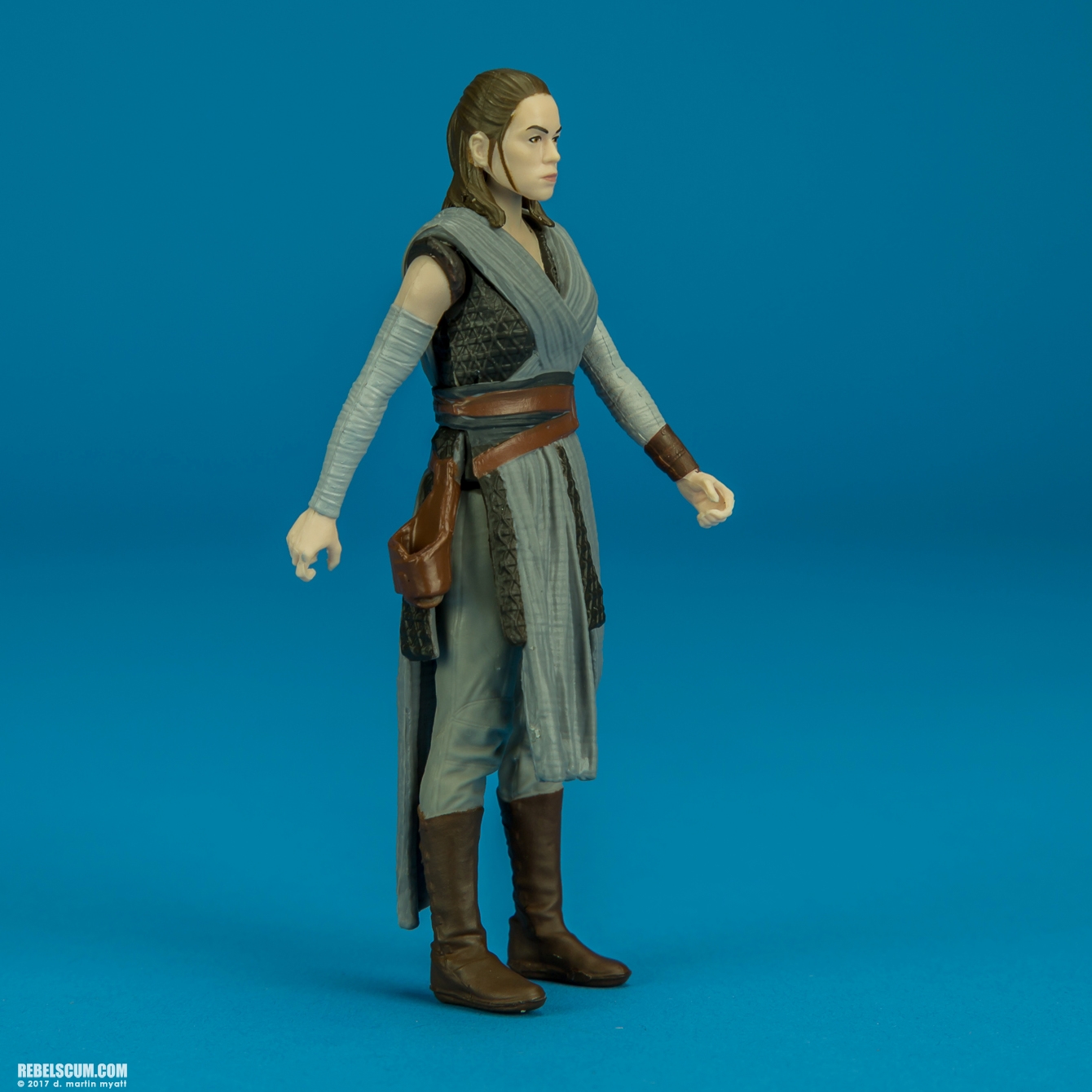 The-Last-Jedi-Star-Wars-Universe-Rey-Jedi-Training-Hasbro-002.jpg