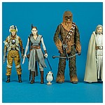 The-Last-Jedi-Star-Wars-Universe-Rey-Jedi-Training-Hasbro-011.jpg