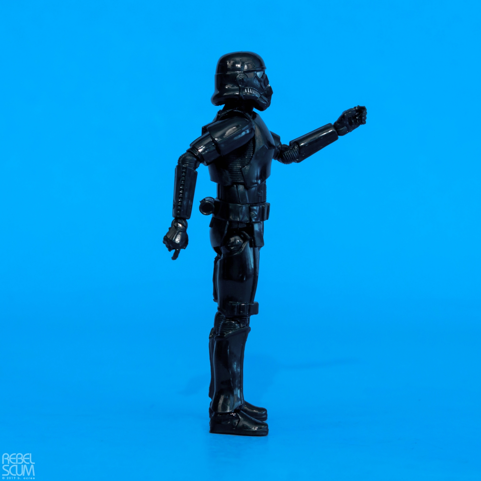 The-Vintage-Collection-VC163-Shadow-Trooper-003.jpg