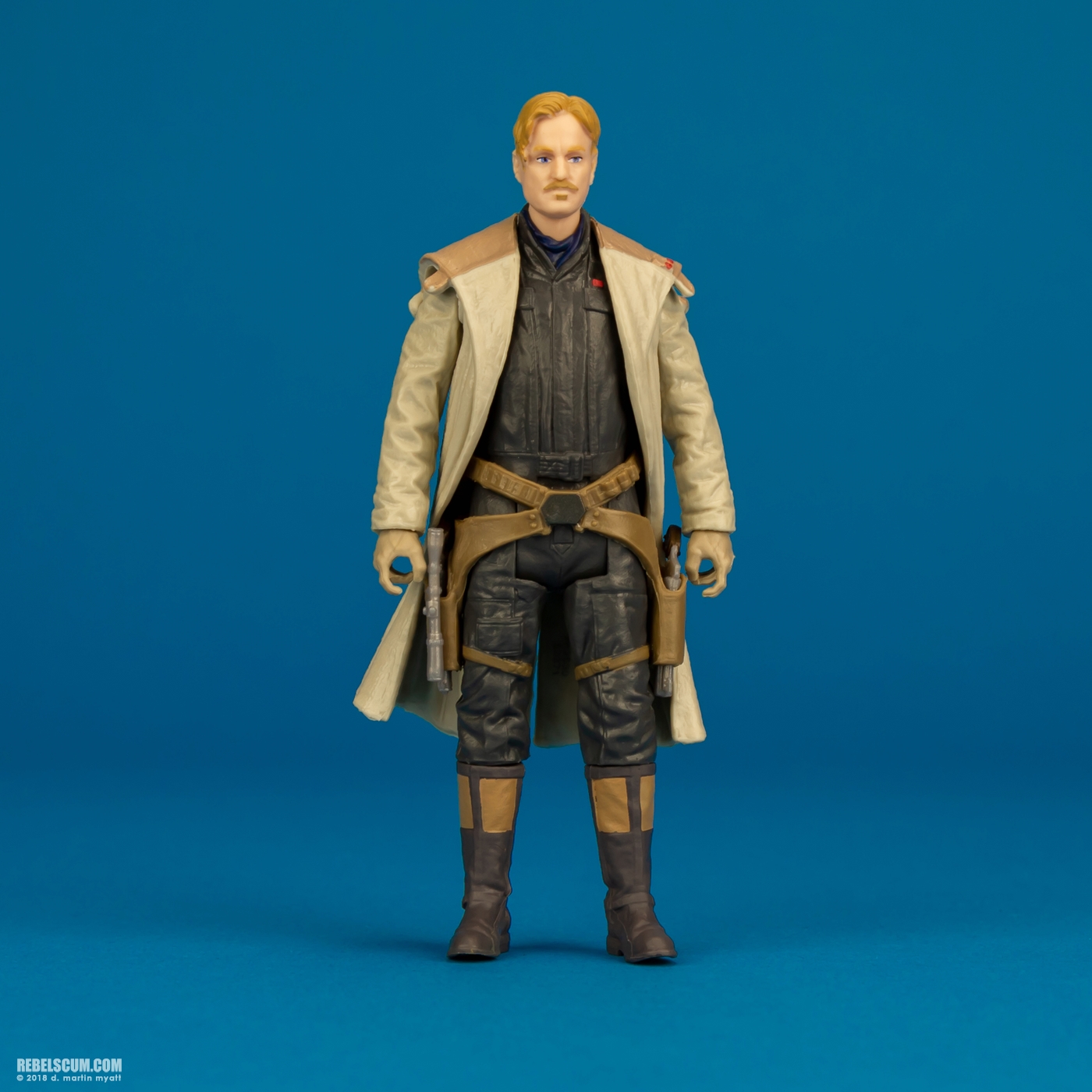 Tobias-Beckett-Solo-Star-Wars-Universe-Force-Link-2-005.jpg