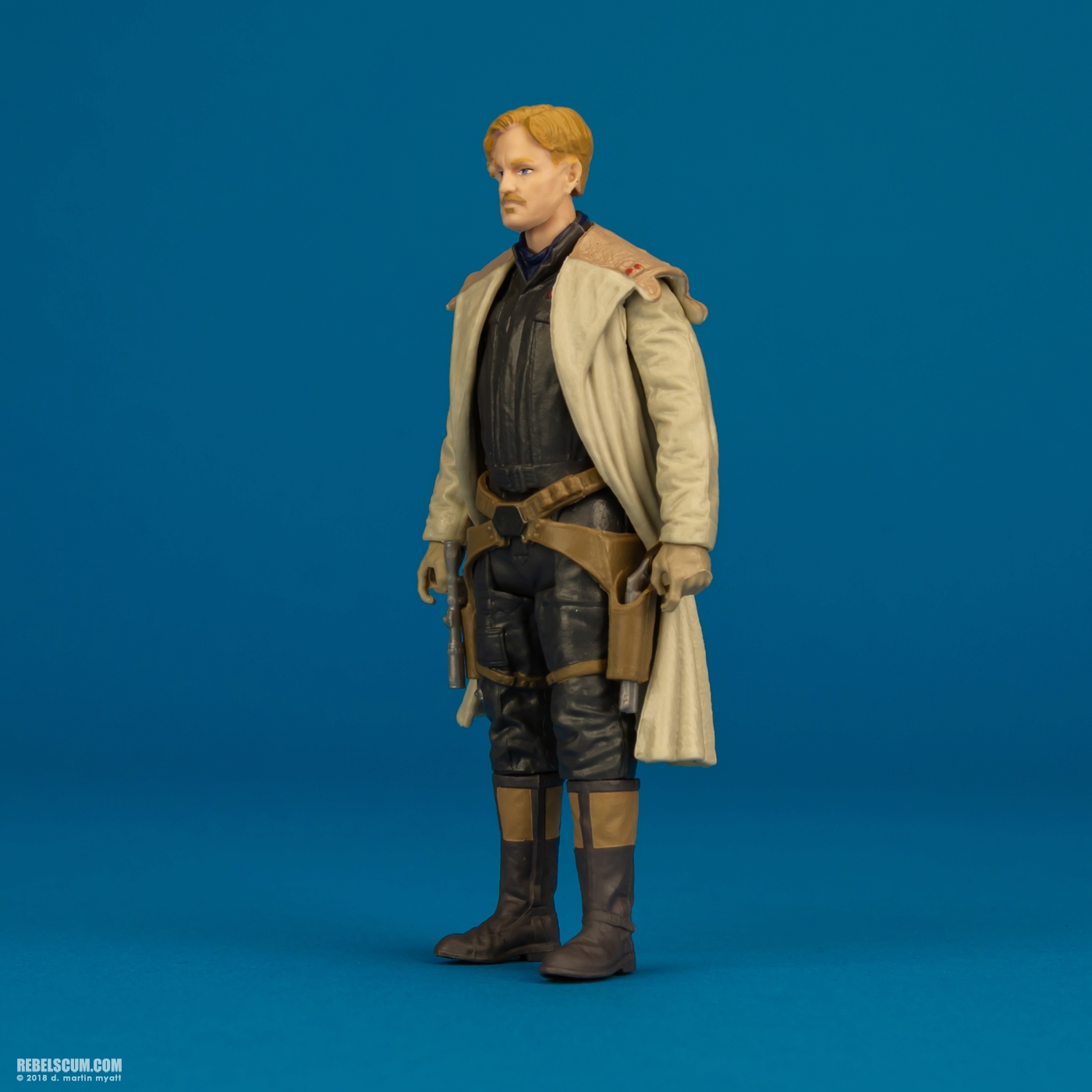 Tobias-Beckett-Solo-Star-Wars-Universe-Force-Link-2-007.jpg