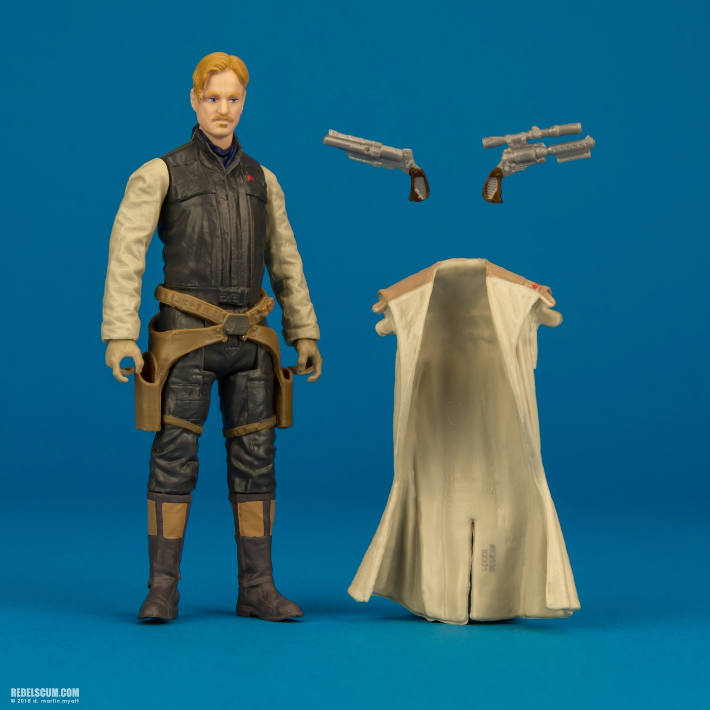 Tobias-Beckett-Solo-Star-Wars-Universe-Force-Link-2-009.jpg