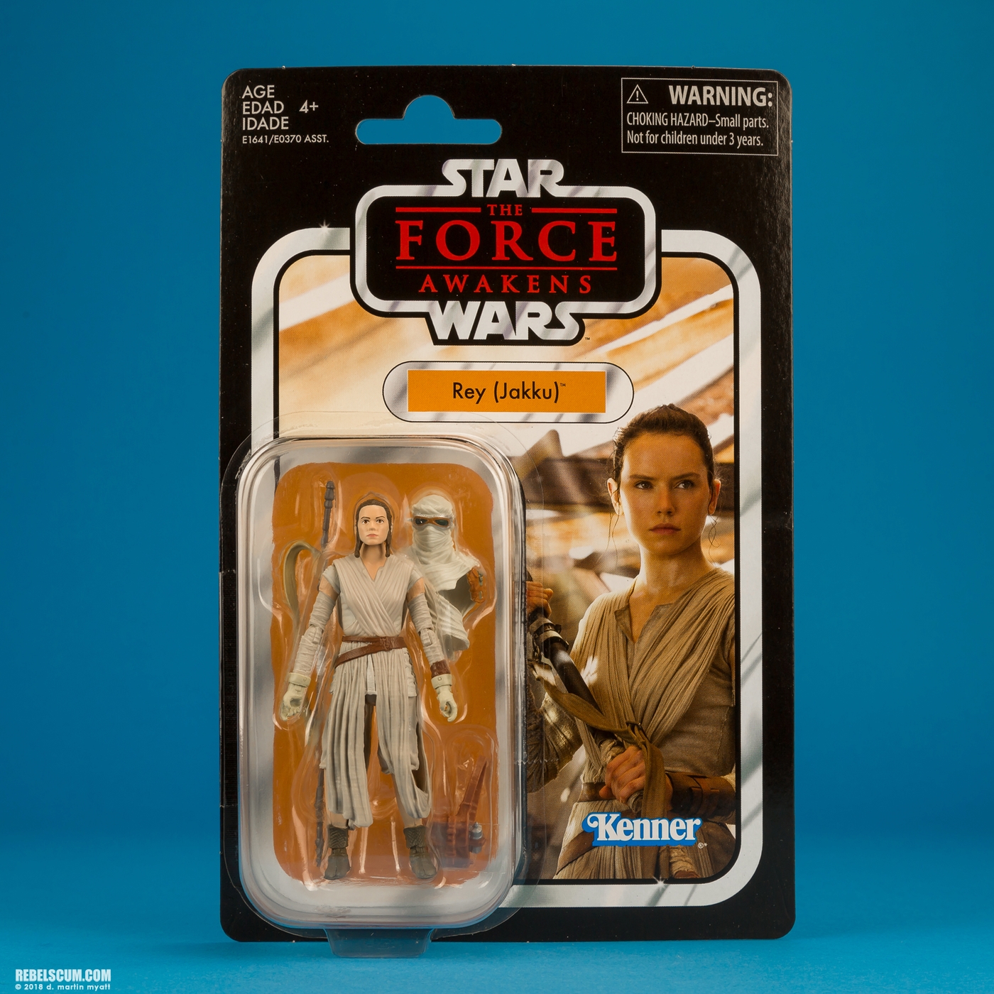 VC116-Rey-Jakku-The-Vintage-Collection-Hasbro-015.jpg