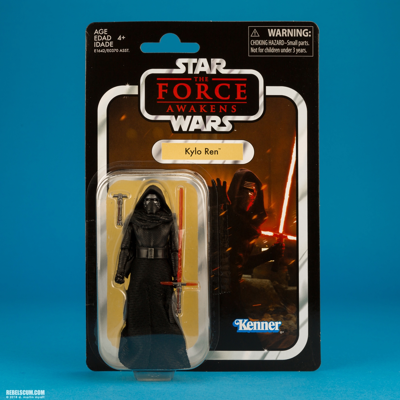 VC117-Kylo-Ren-The-Vintage-Collection-Hasbro-010.jpg