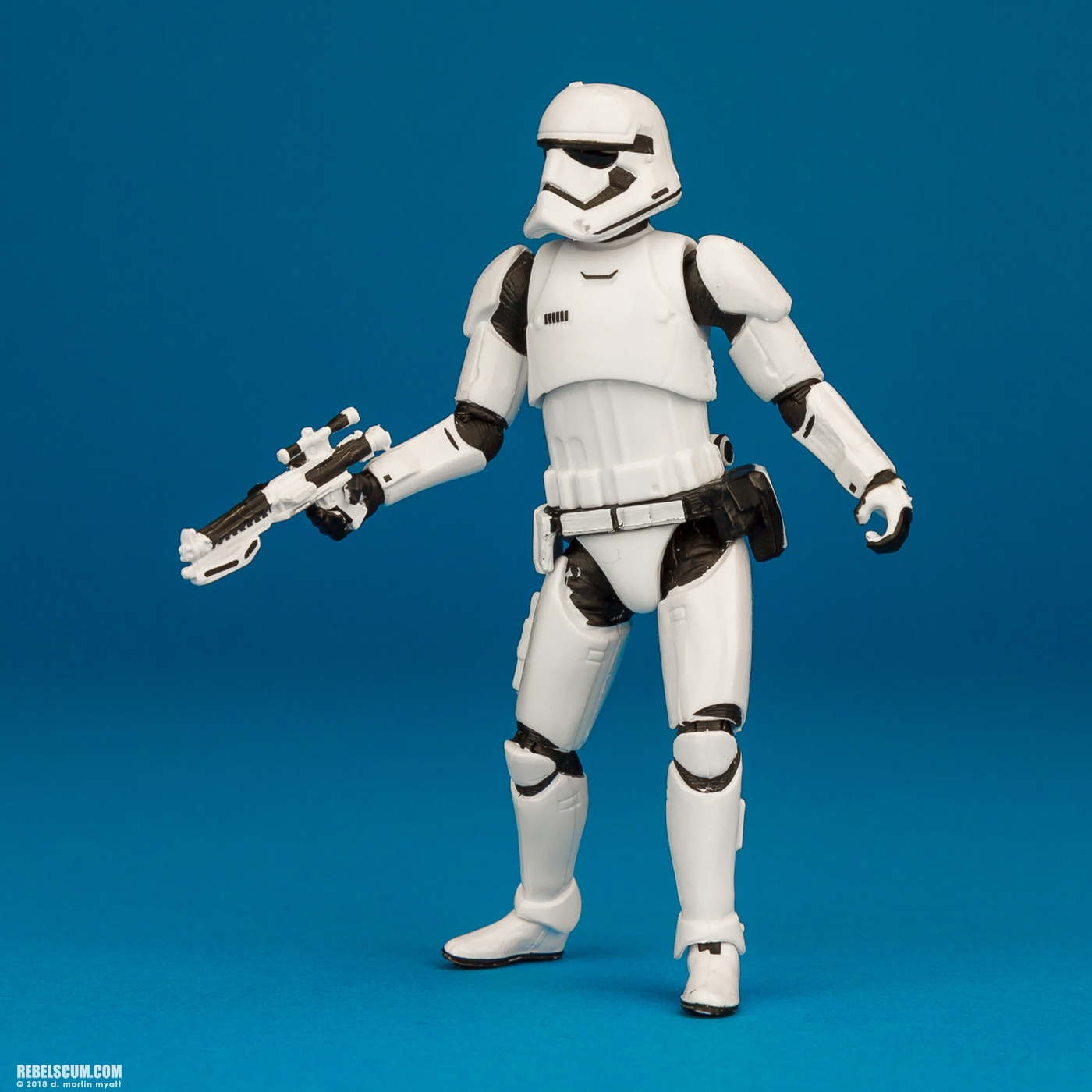 VC118-First-Order-Stormtrooper-The-Vintage-Collection-006.jpg