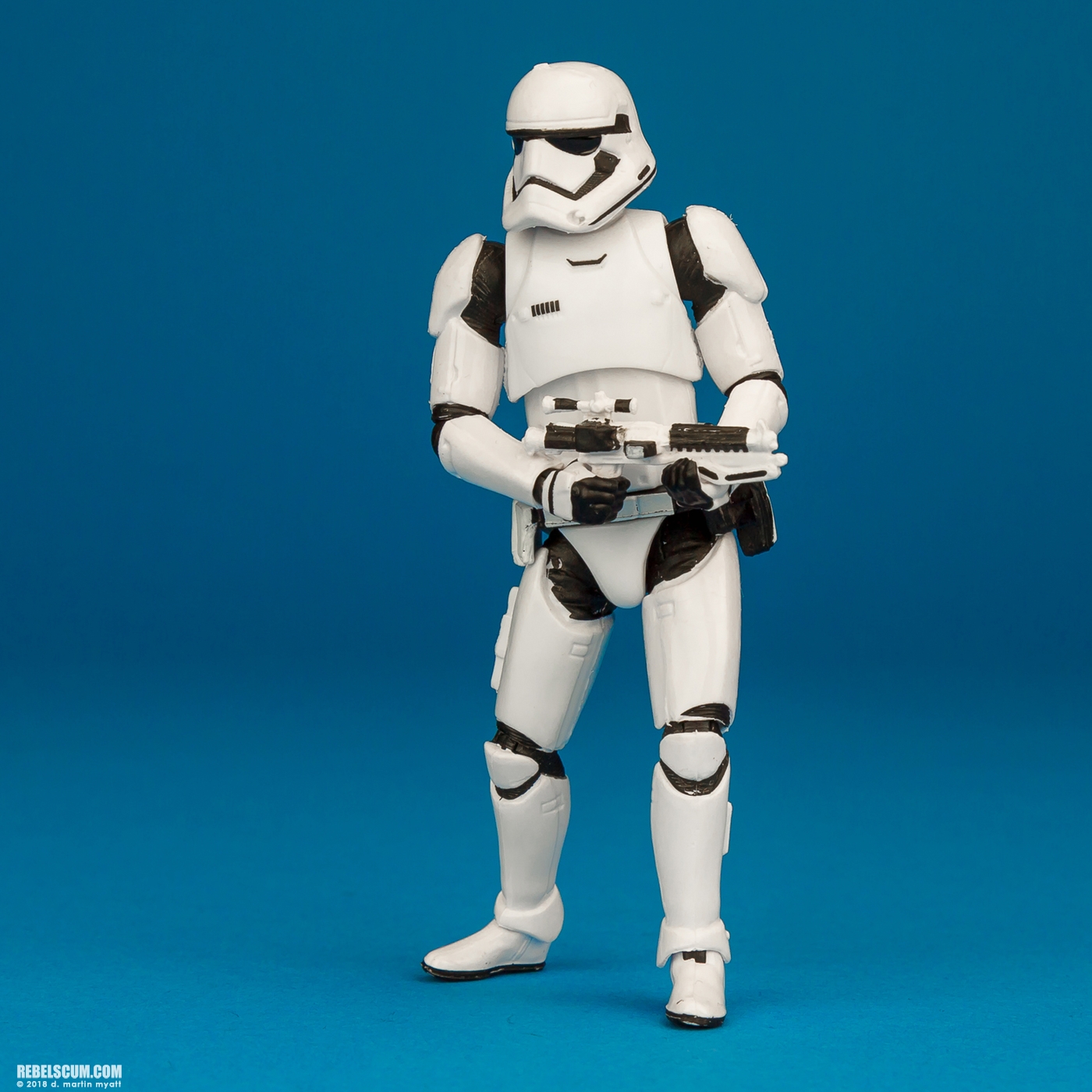 VC118-First-Order-Stormtrooper-The-Vintage-Collection-007.jpg