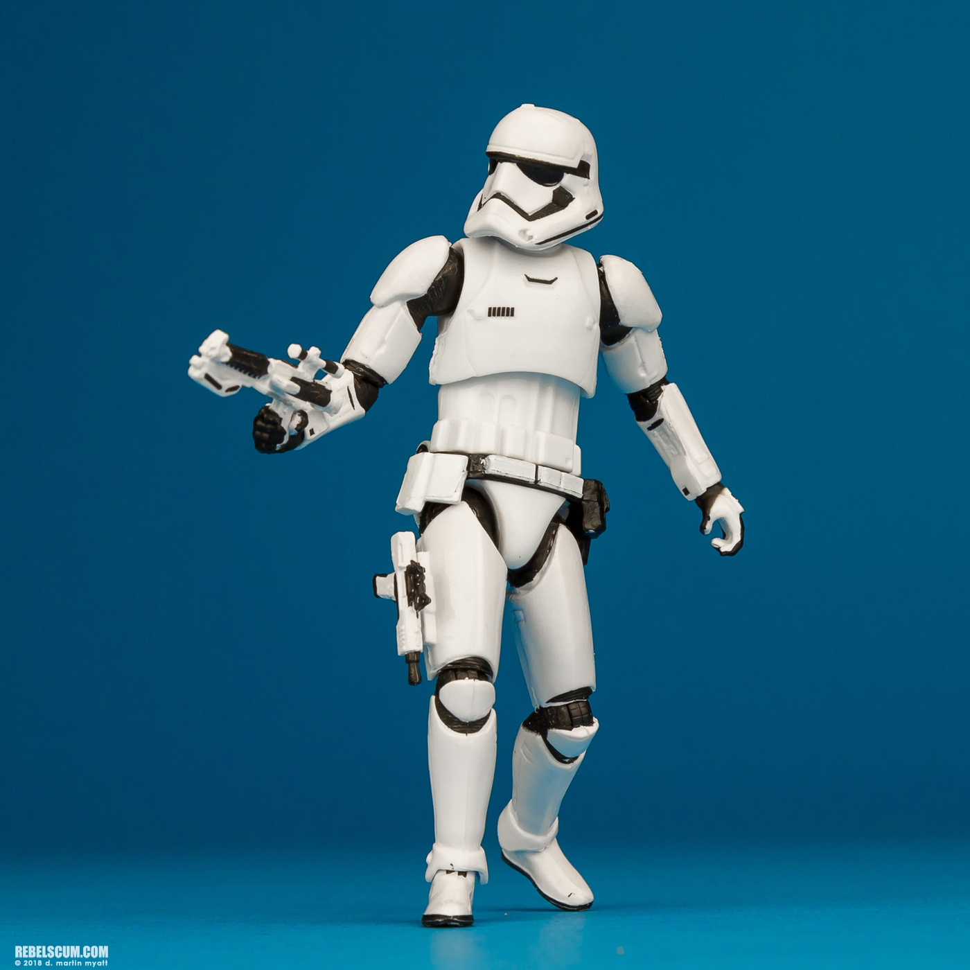 VC118-First-Order-Stormtrooper-The-Vintage-Collection-013.jpg