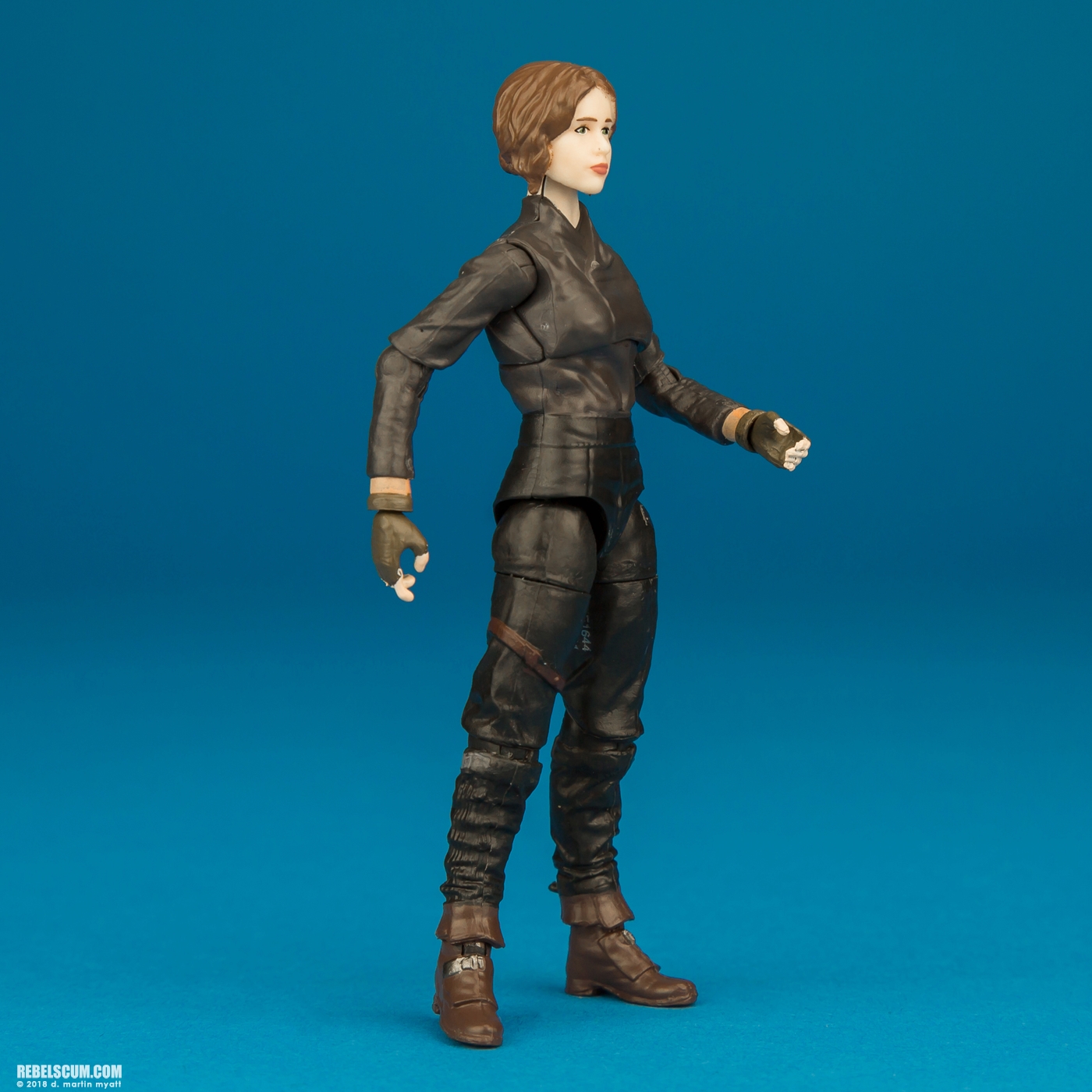 VC119-Jyn-Erso-The-Vintage-Collection-Hasbro-006.jpg