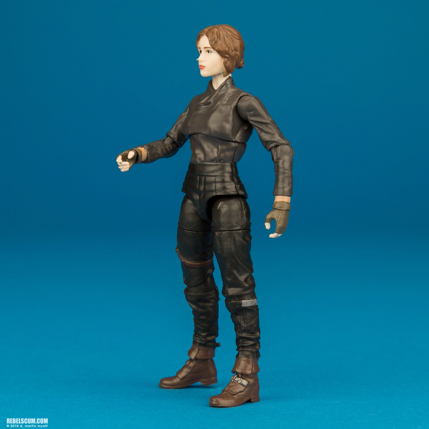 VC119-Jyn-Erso-The-Vintage-Collection-Hasbro-007.jpg