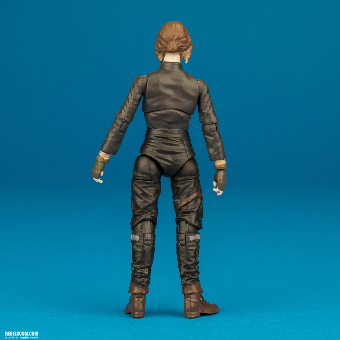 VC119-Jyn-Erso-The-Vintage-Collection-Hasbro-008.jpg