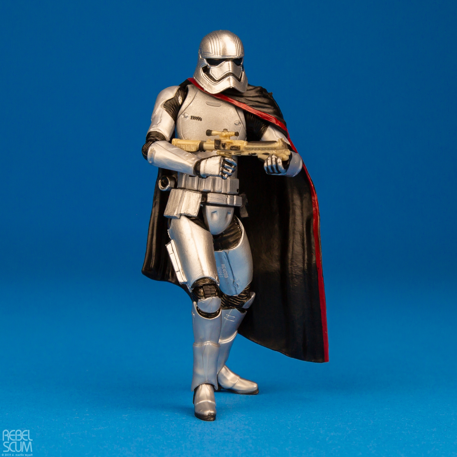 VC142-Captain-Phasma-The-Vintage-Collection-Star-Wars-012.jpg