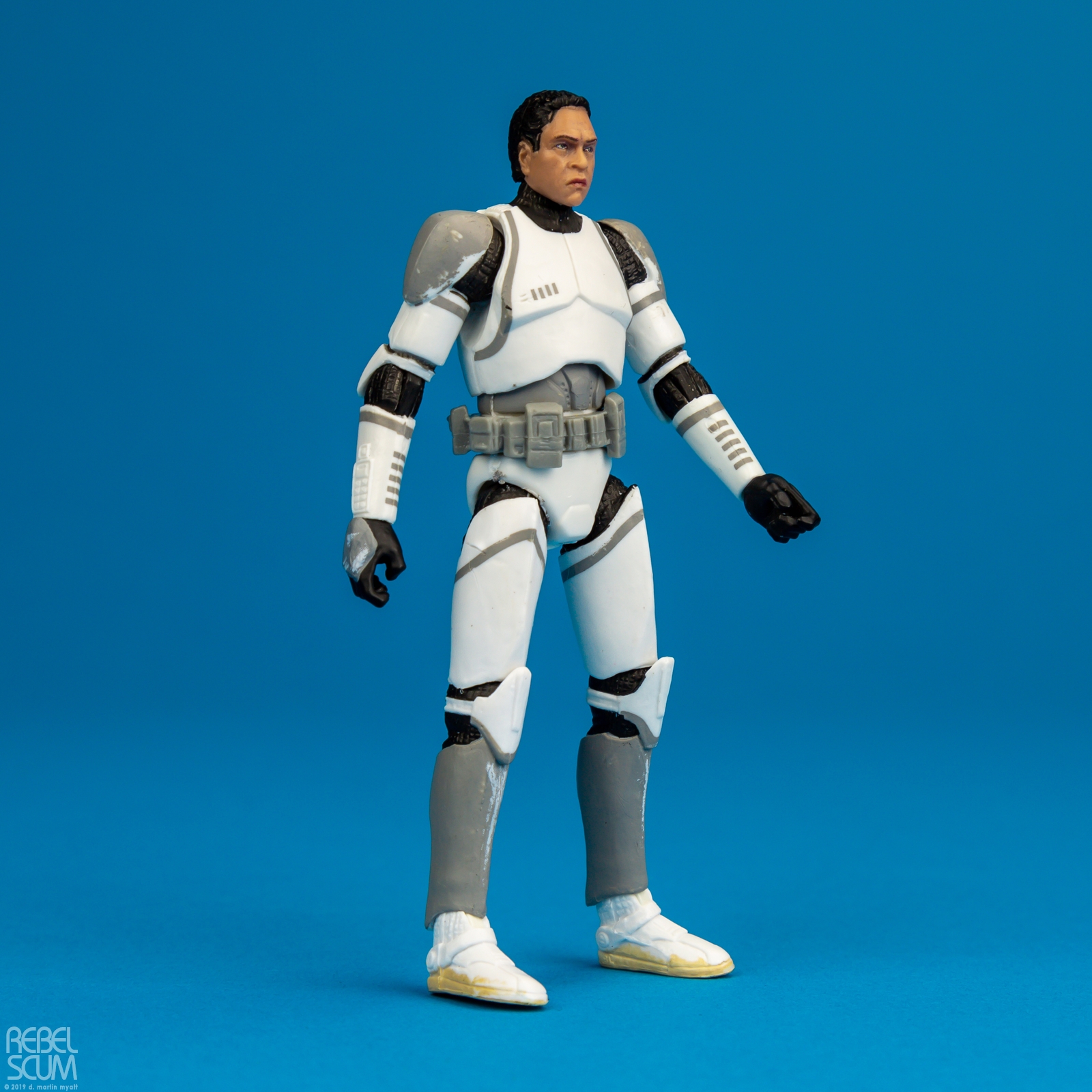VC145-41st-Elite-Corps-Clone-Trooper-The-Vintage-Collection-002.jpg