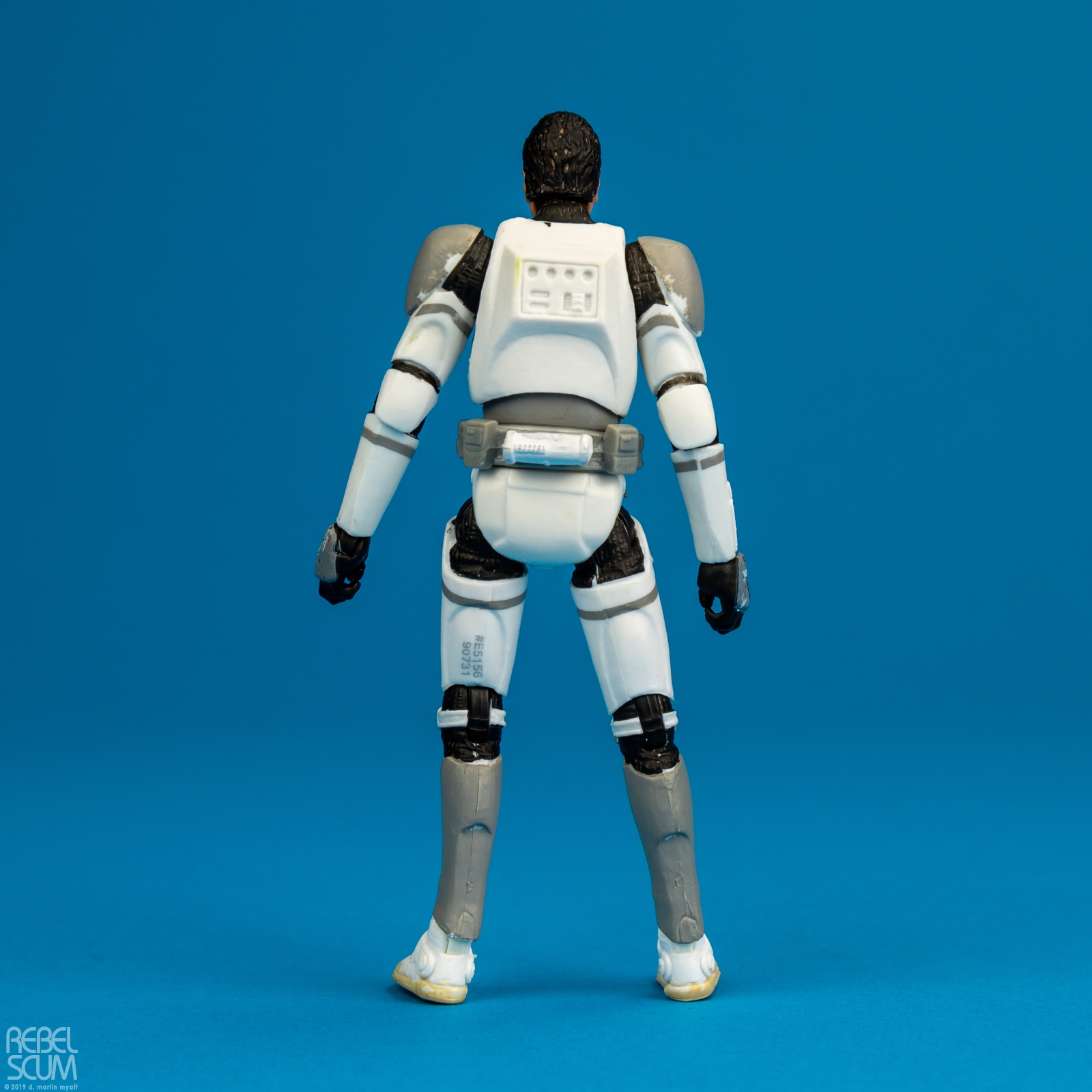 VC145-41st-Elite-Corps-Clone-Trooper-The-Vintage-Collection-004.jpg