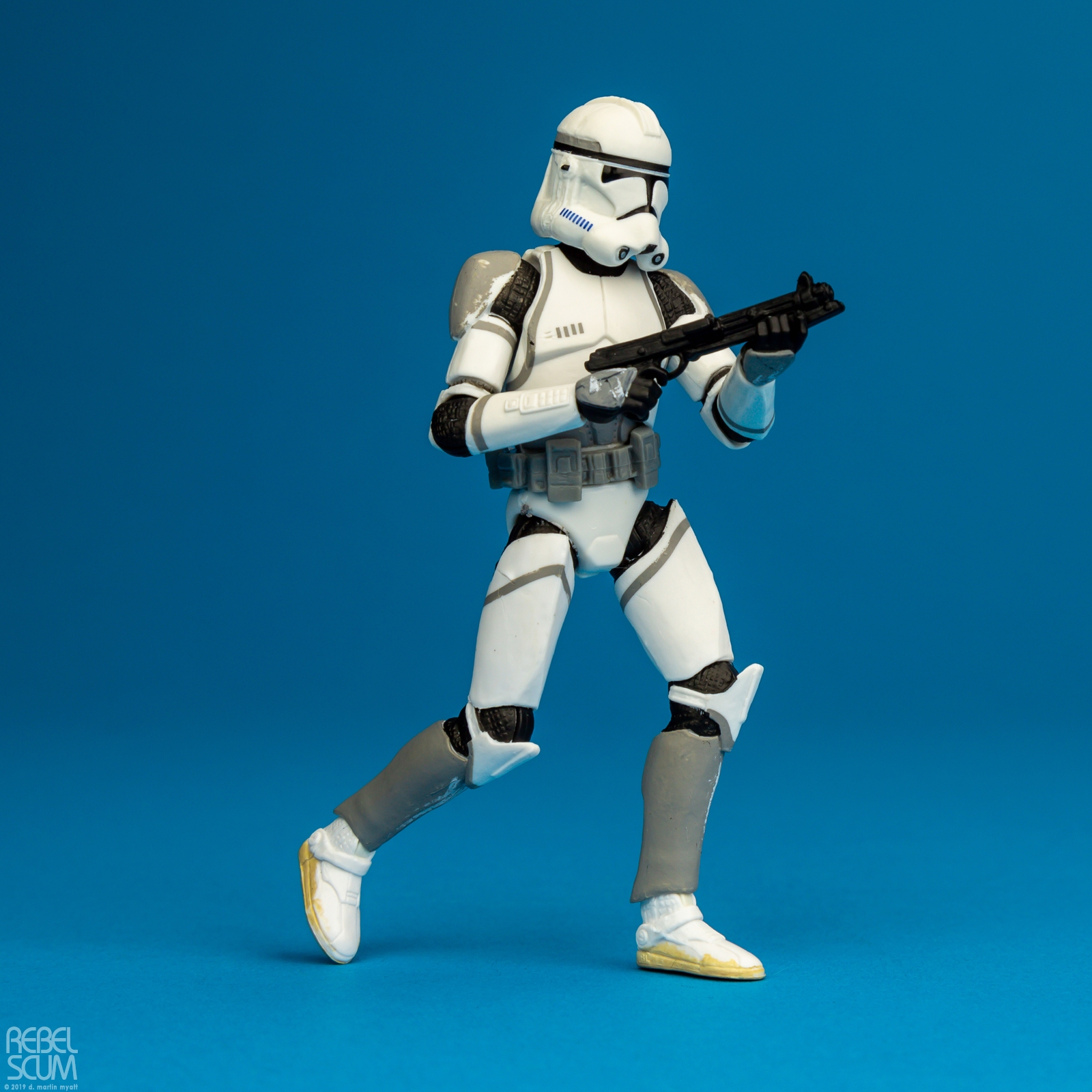 VC145-41st-Elite-Corps-Clone-Trooper-The-Vintage-Collection-012.jpg