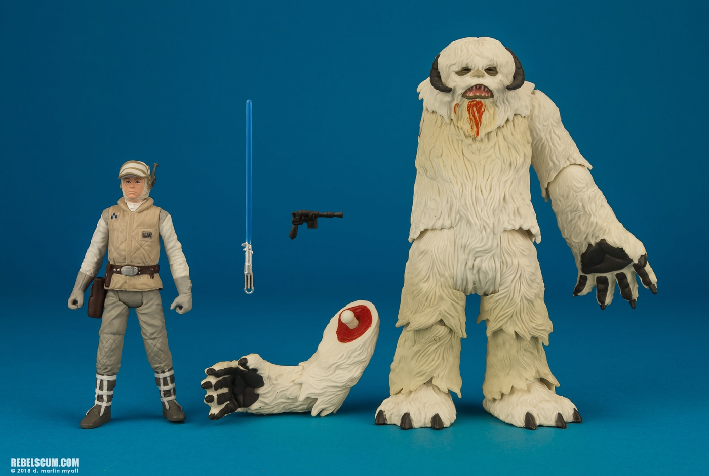 Wampa-Luke-Skywalker-Hoth-Star-Wars-Universe-Hasbro-009.jpg