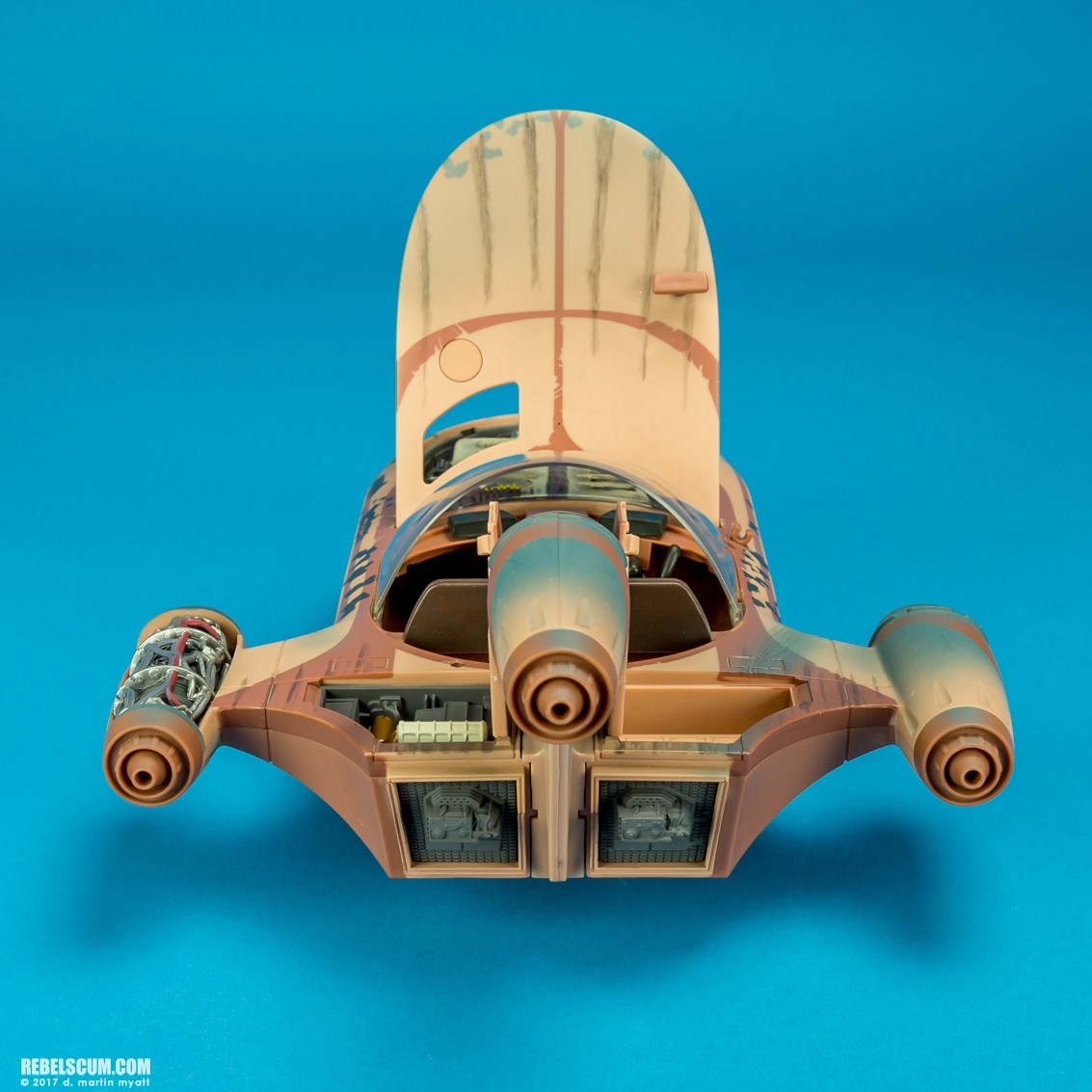 X-34-Landspeeder-2017-SDCC-The-Black-Series-Hasbro-015.jpg