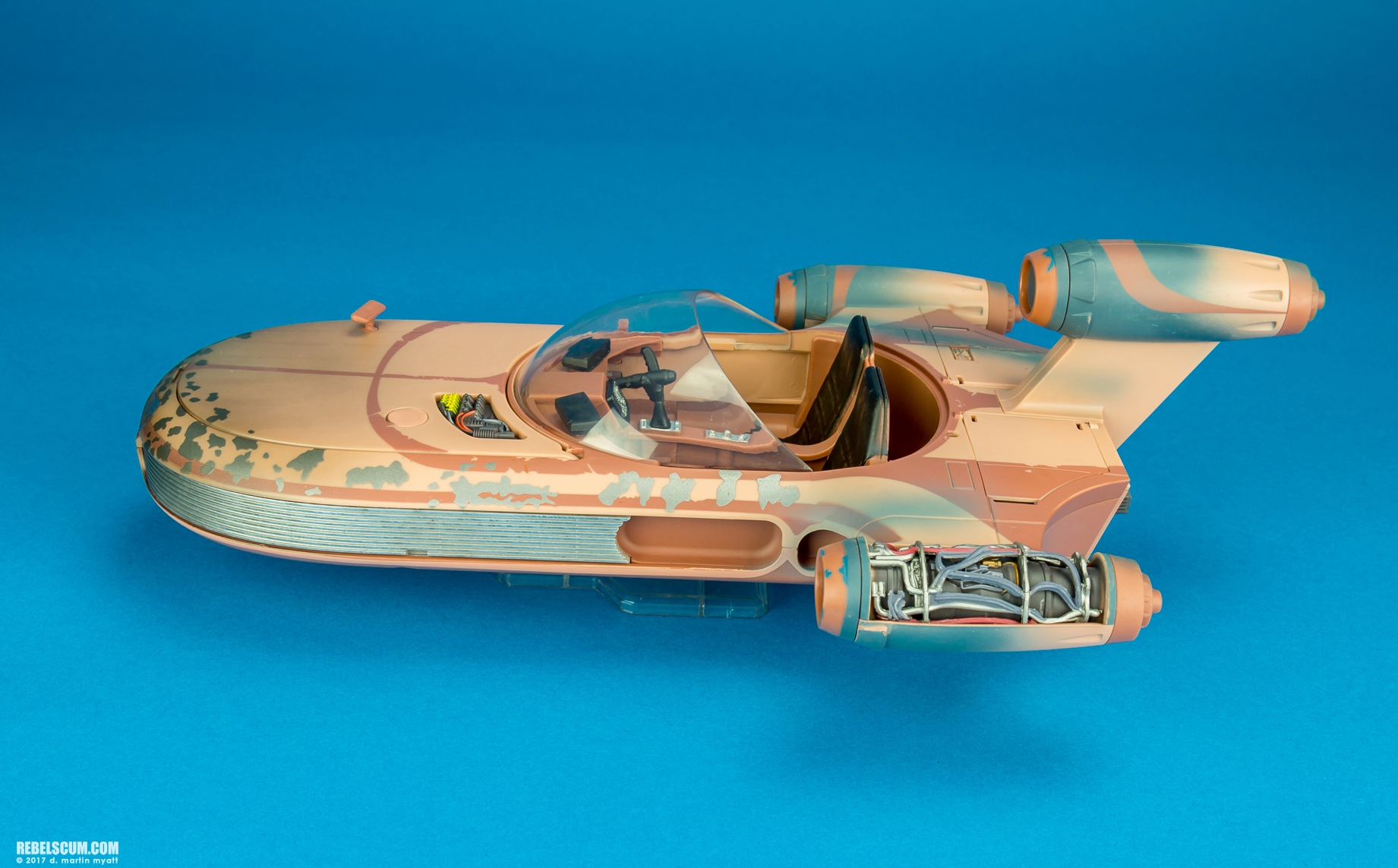 X-34-Landspeeder-The-Black-Series-Hasbro-003.jpg