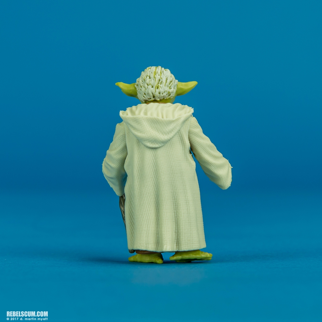 Yoda-Star-Wars-Universe-The-Last-Jedi-Hasbro-004.jpg
