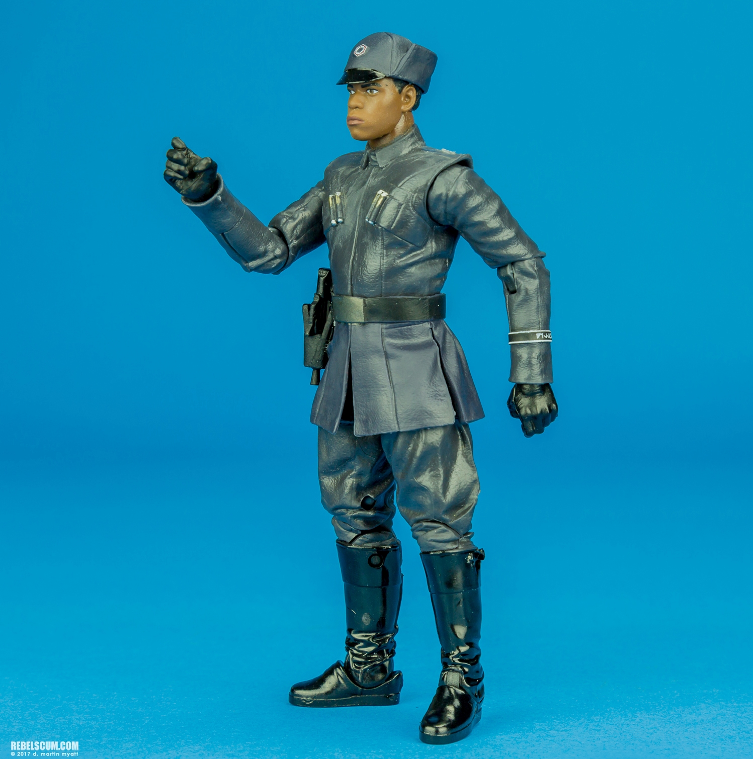 Finn-First-Order-Disguise-51-The-Black-Series-6-inch-C1416-007.jpg