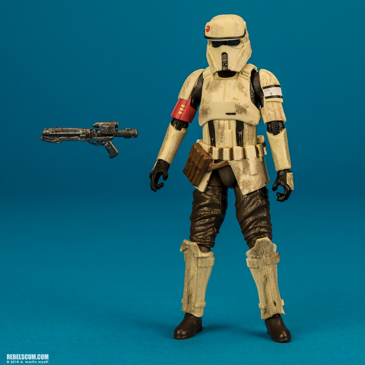 Scarif-Stormtrooper-Squad-Leader-The-Black-Series-005.jpg