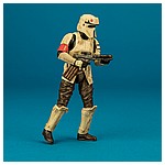 Scarif-Stormtrooper-Squad-Leader-The-Black-Series-009.jpg