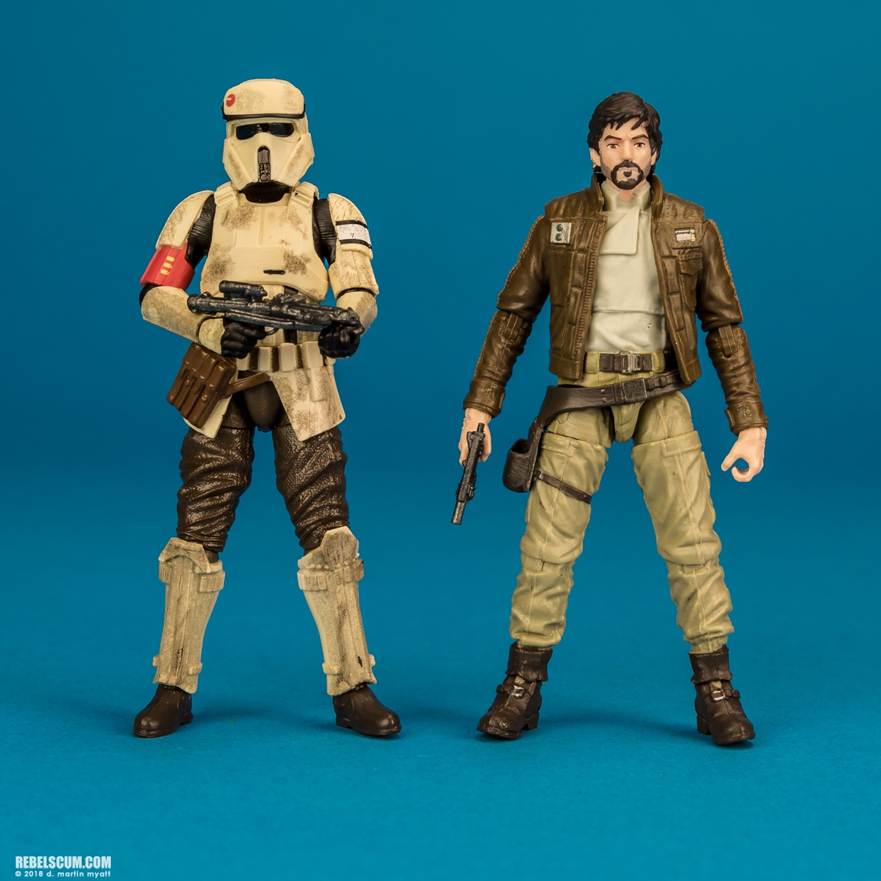 Scarif-Stormtrooper-Squad-Leader-The-Black-Series-010.jpg