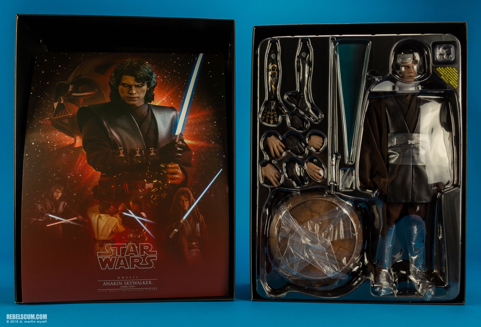 Anakin-Skywalker-Dark-Side-MMS486-SDCC-Hot-Toys-031.jpg