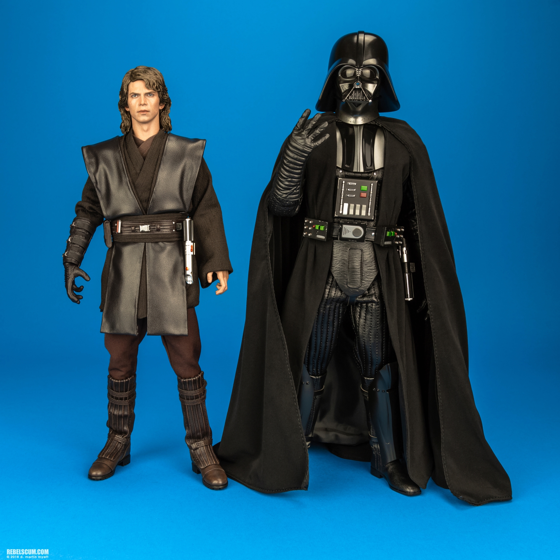 Anakin-Skywalker-MMS437-Revenge-Of-The-Sith-Hot-Toys-033.jpg