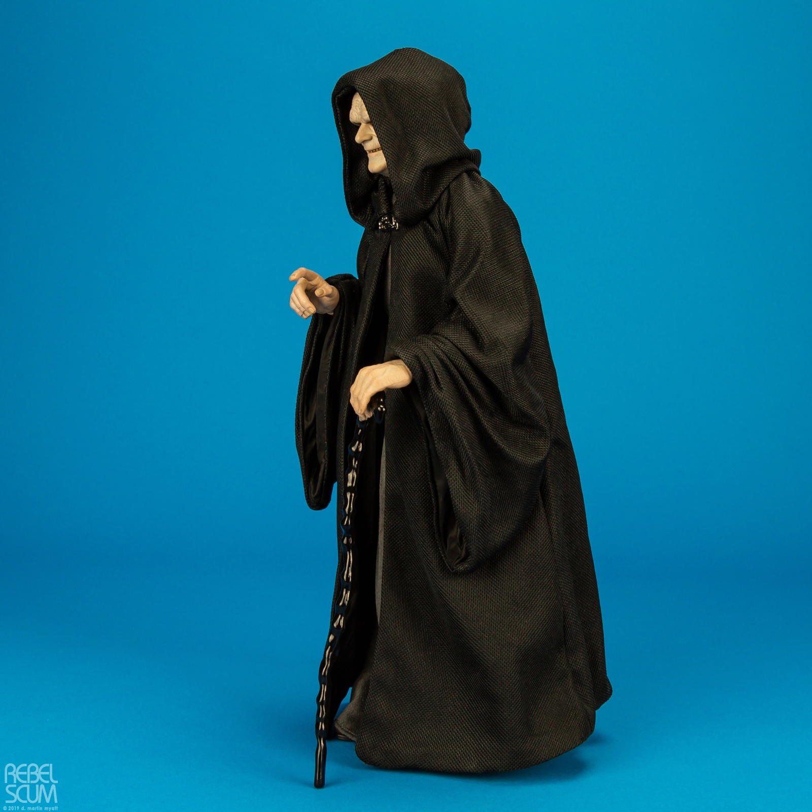 Emperor-Palpatine-Deluxe-Version-MMS468-Hot-Toys-003.jpg