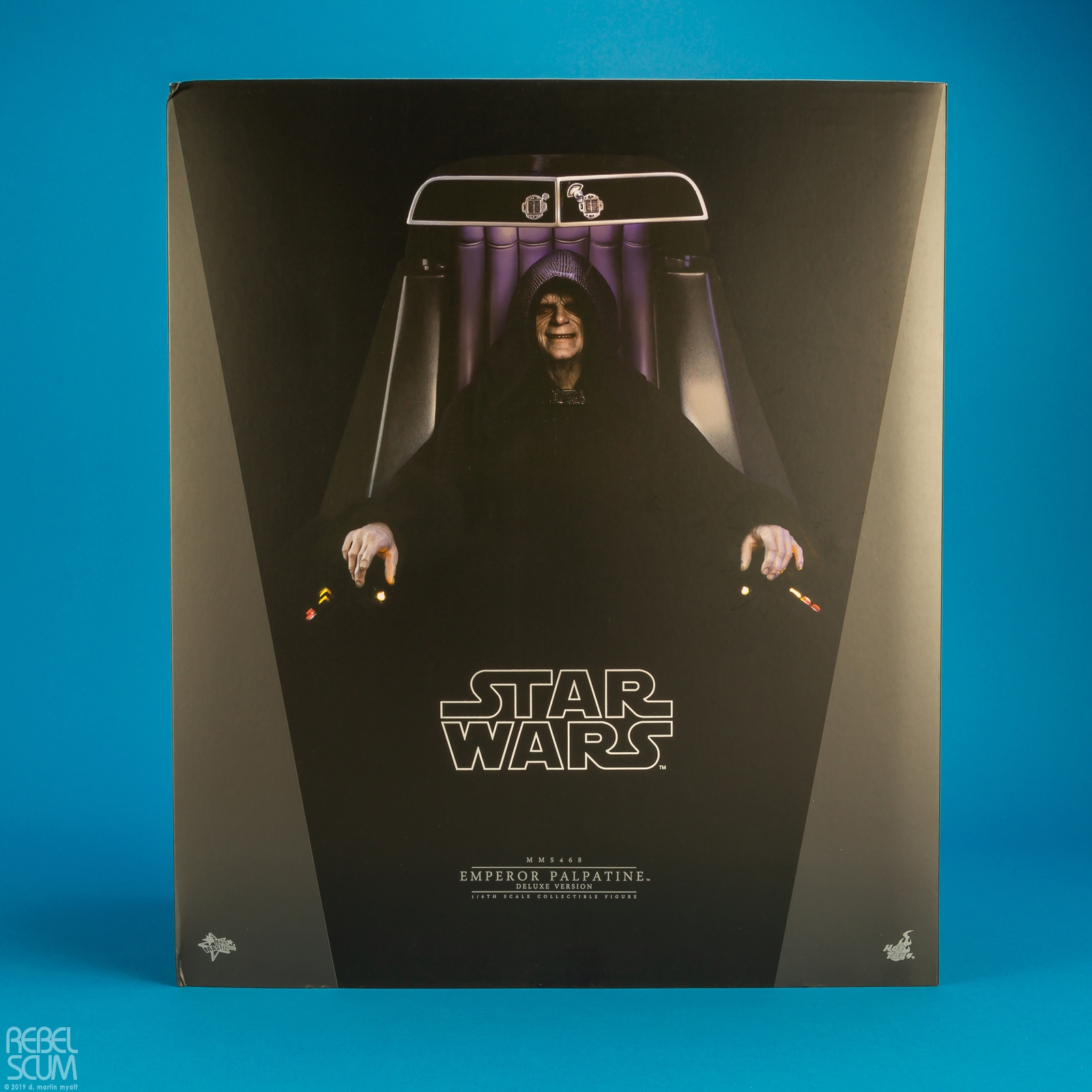 Emperor-Palpatine-Deluxe-Version-MMS468-Hot-Toys-033.jpg