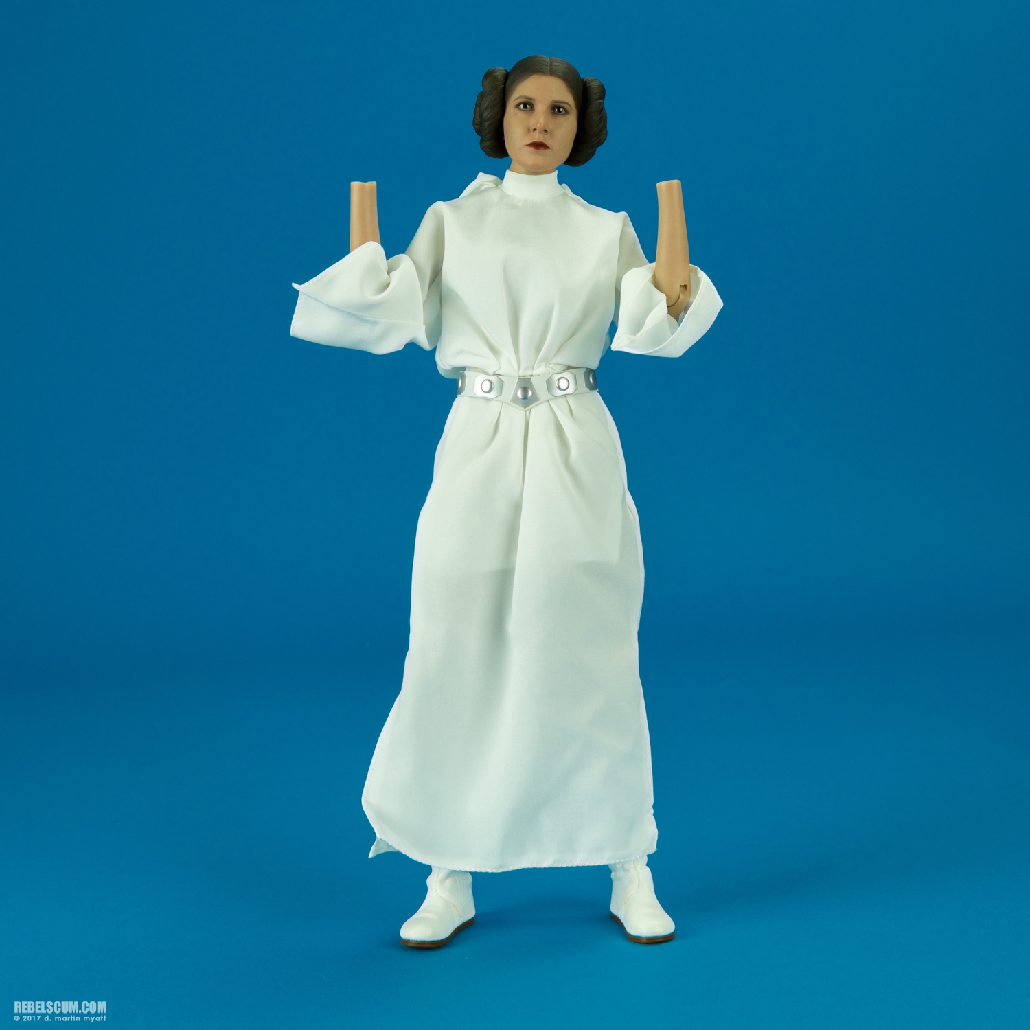 Hot-Toys-MMS298-Princess-Leia-Collectible-Figure-006.jpg