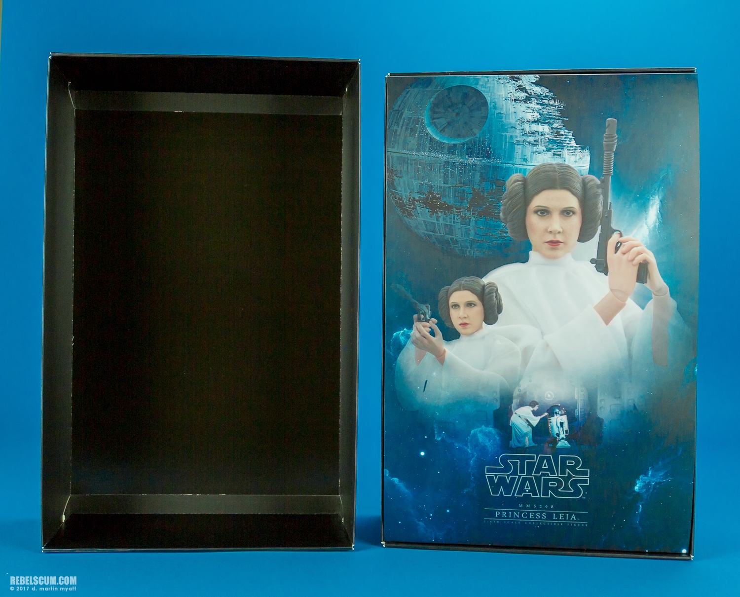 Hot-Toys-MMS298-Princess-Leia-Collectible-Figure-023.jpg